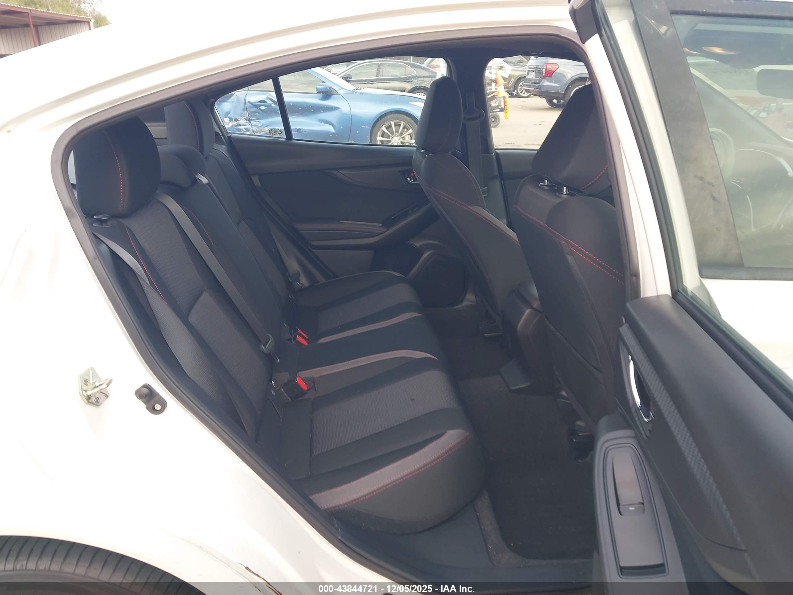 SUBARU IMPREZA image 8