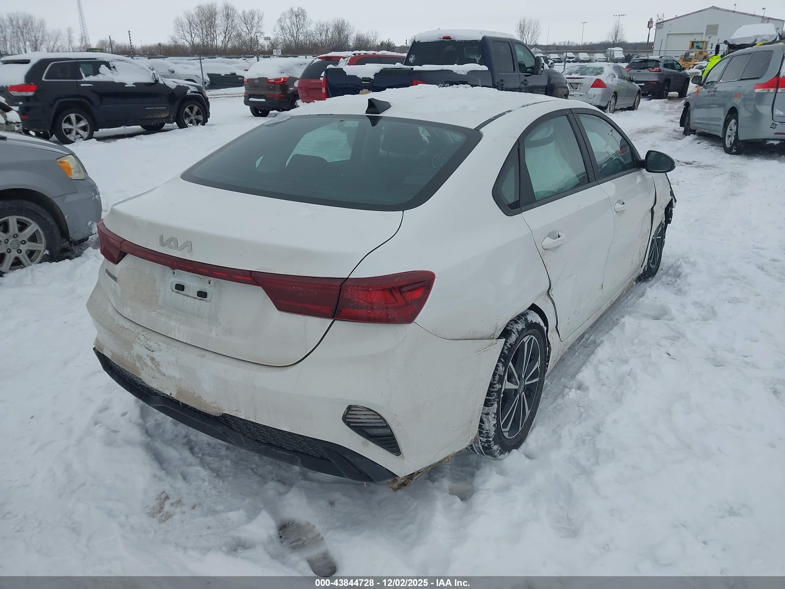 KIA FORTE image 4