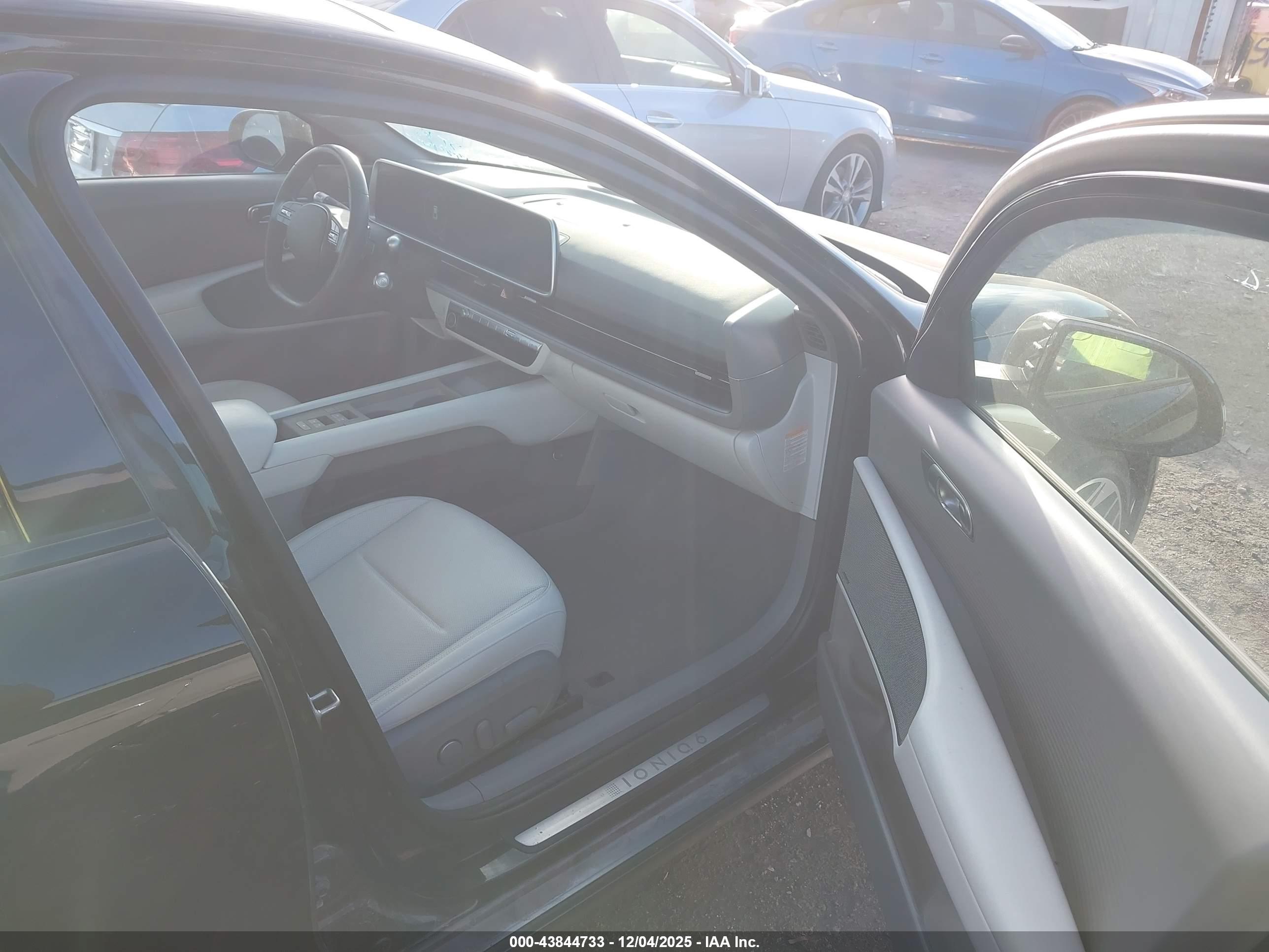 HYUNDAI IONIQ image 5