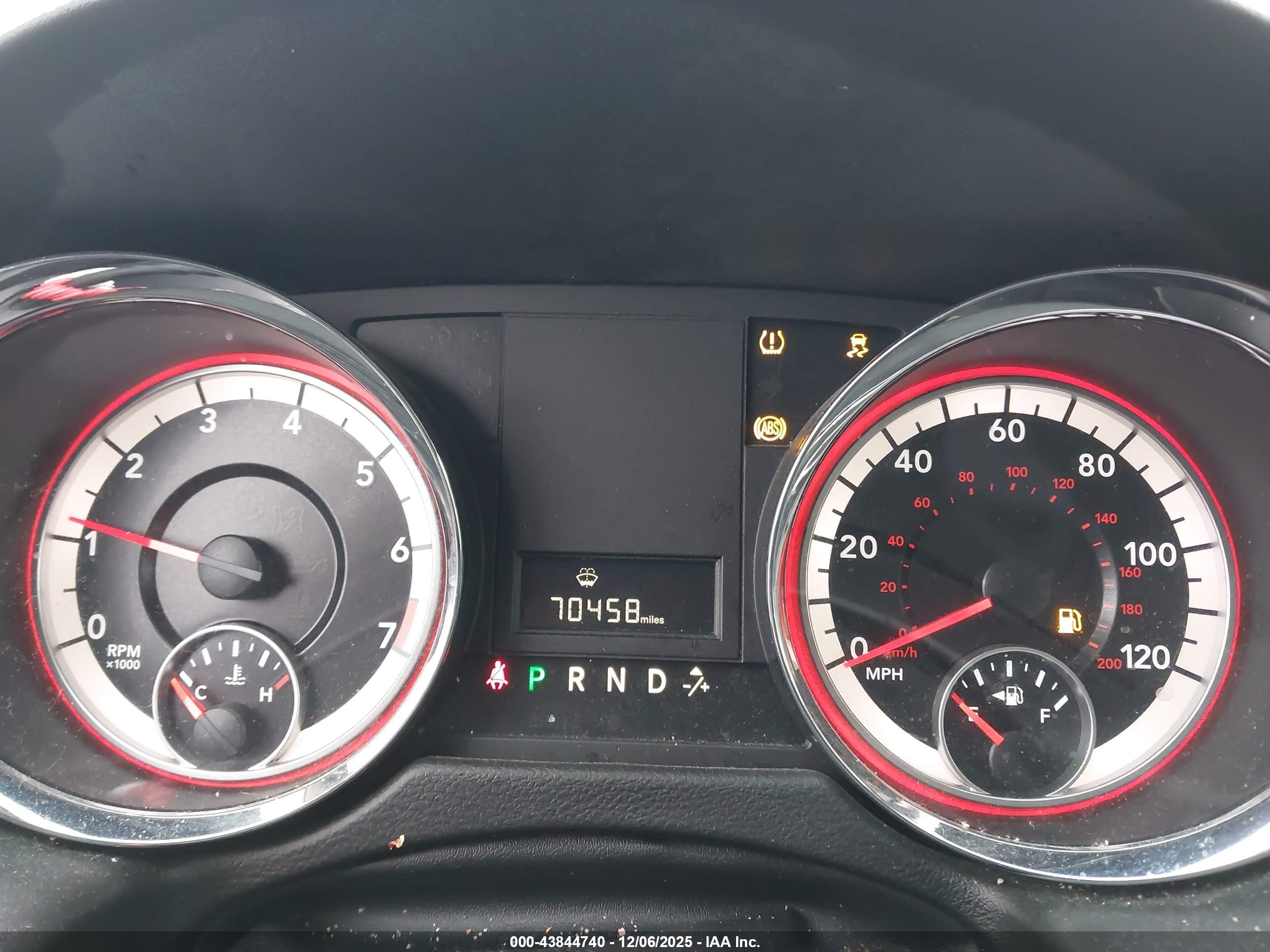 DODGE GRAND image 7