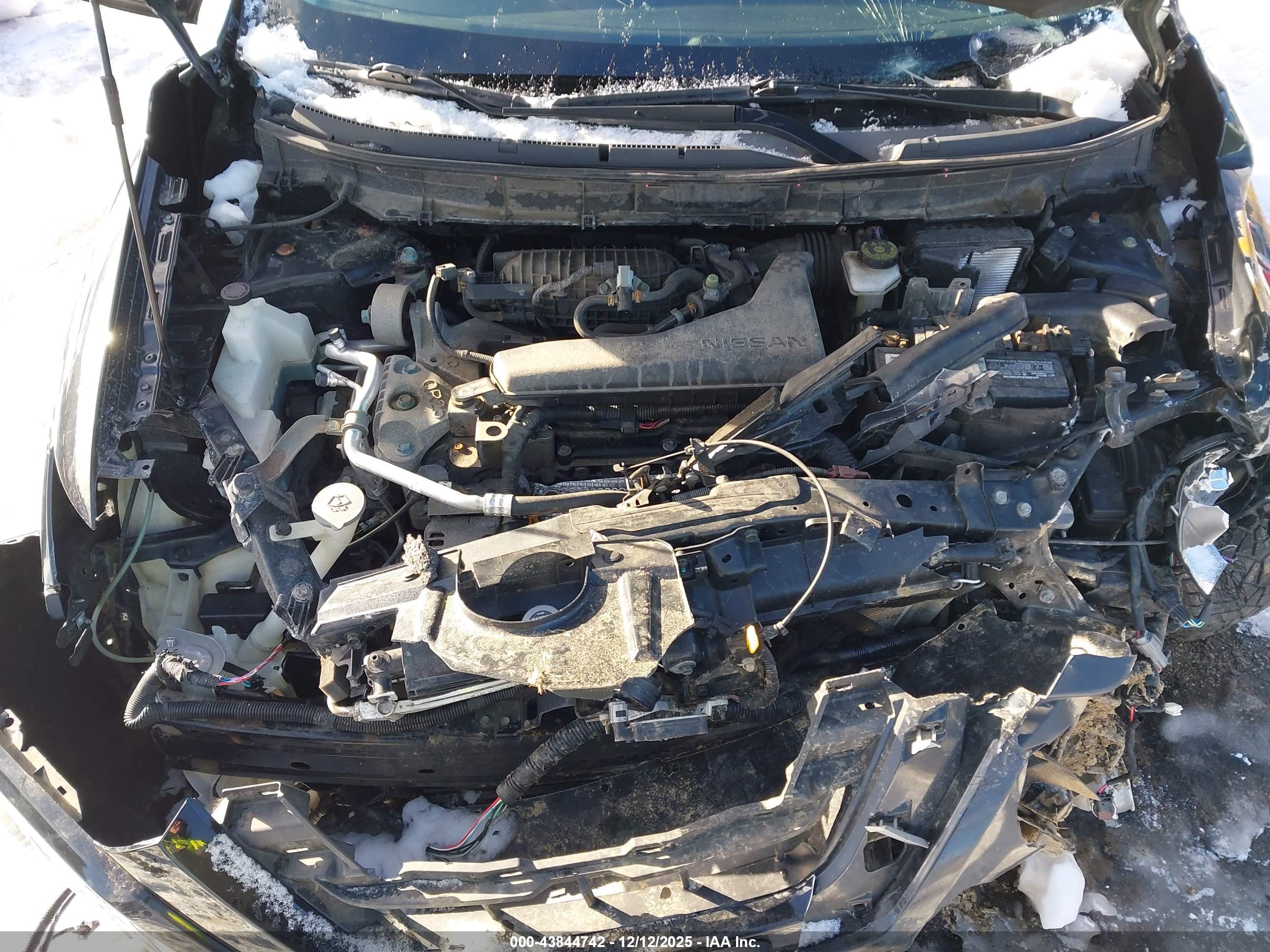 NISSAN ROGUE image 10