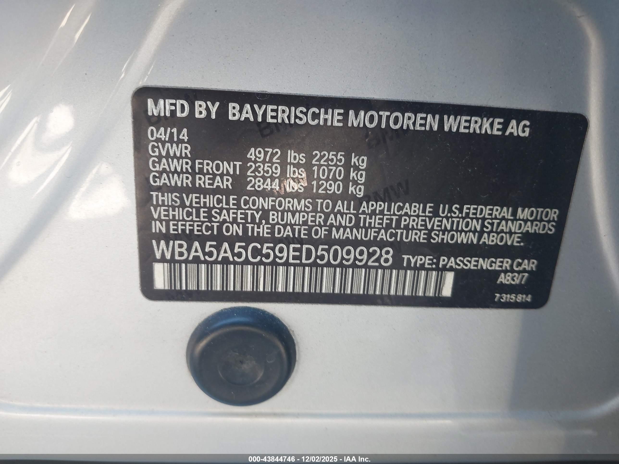 BMW 528I image 9
