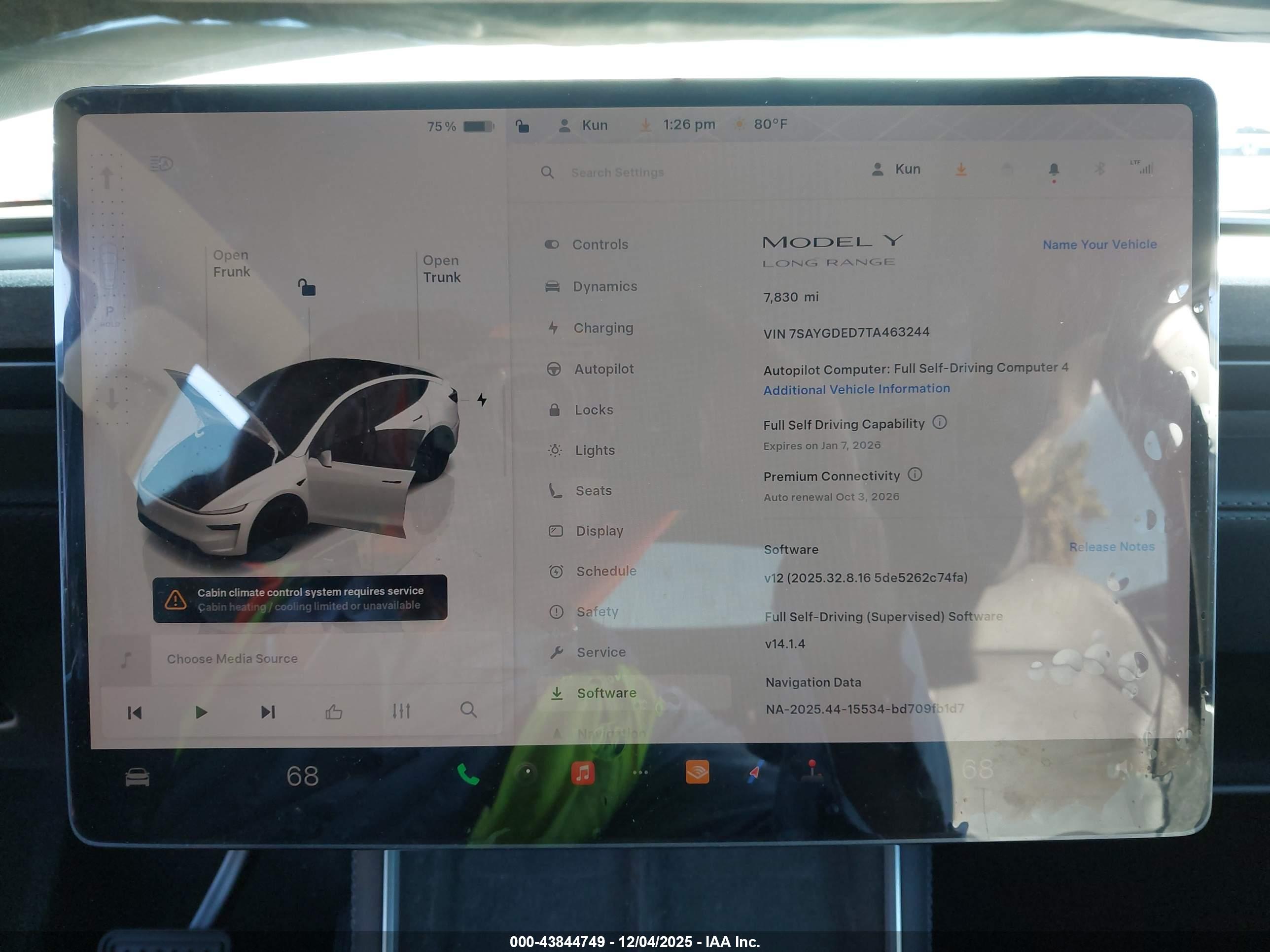 TESLA MODEL image 7
