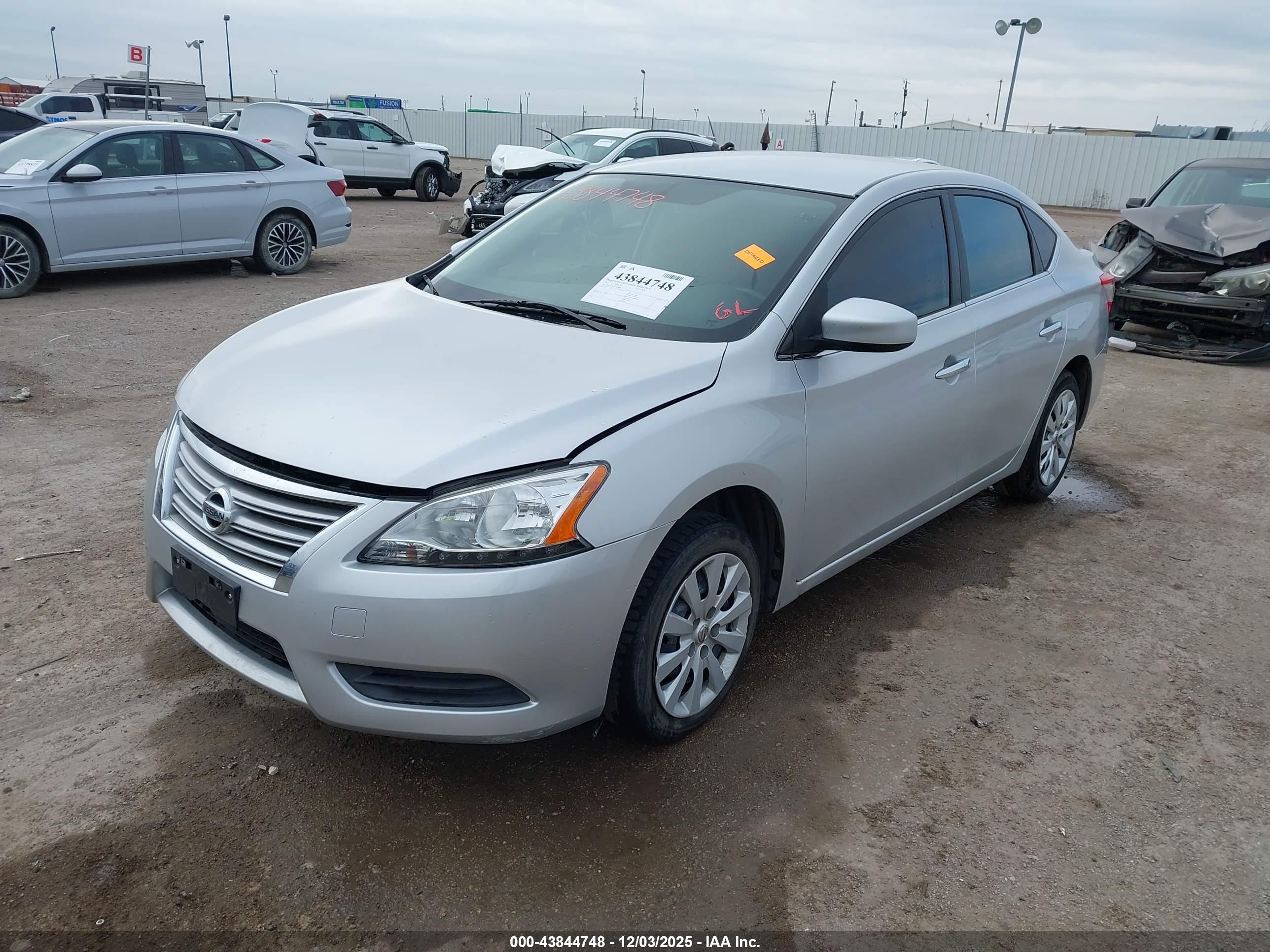 NISSAN SENTRA image 2