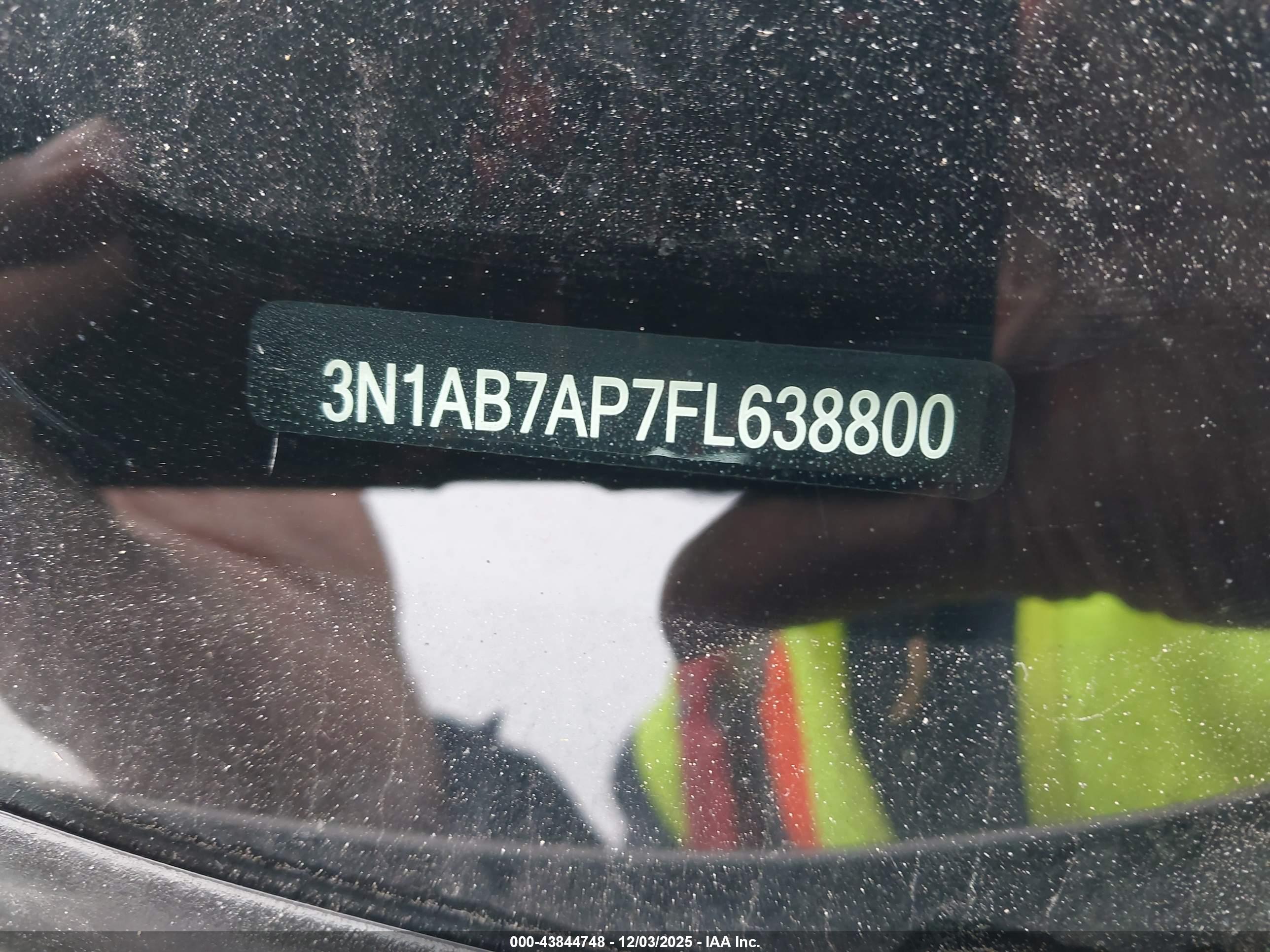 NISSAN SENTRA image 9