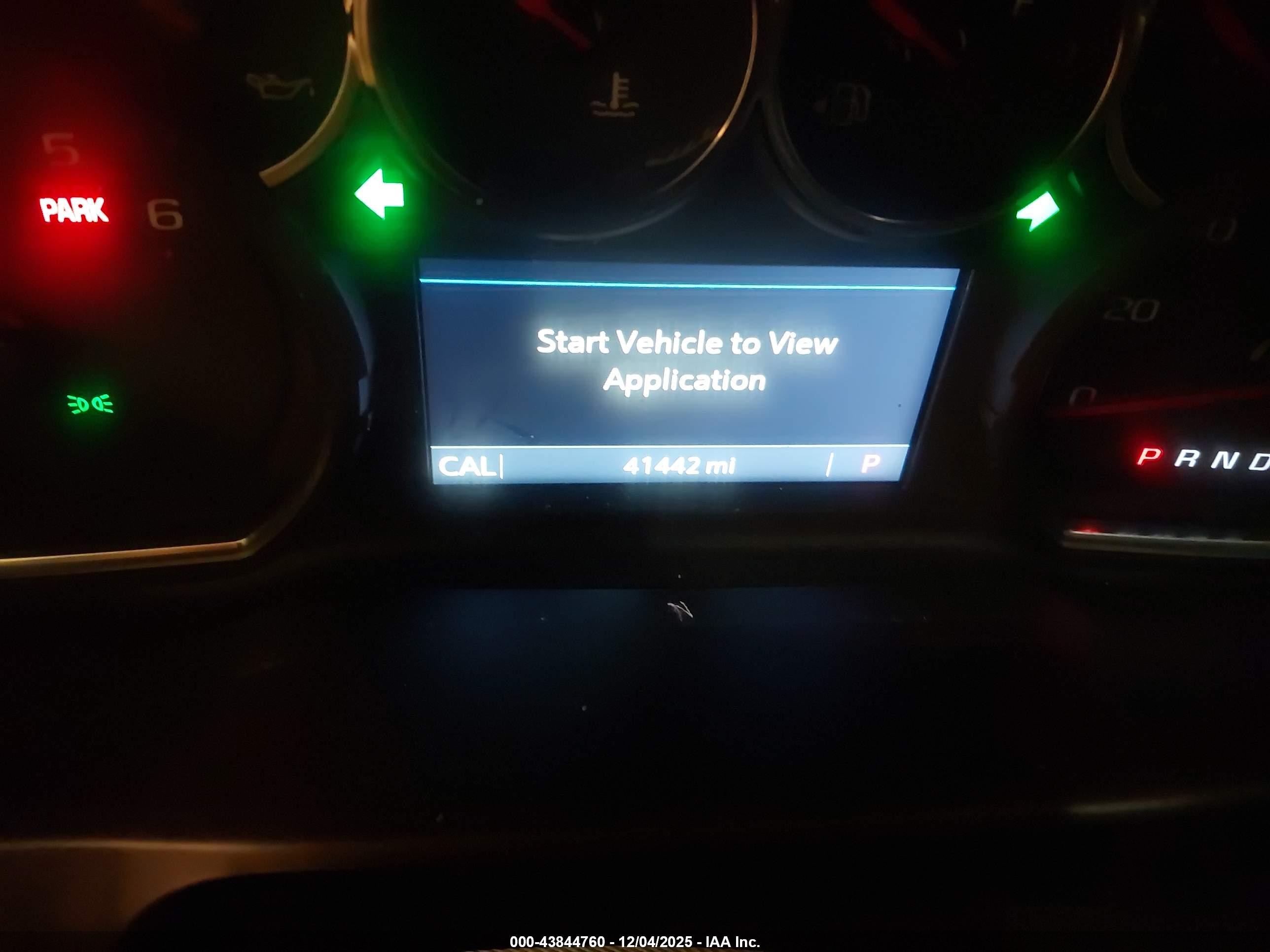 CHEVROLET SILVERADO image 7