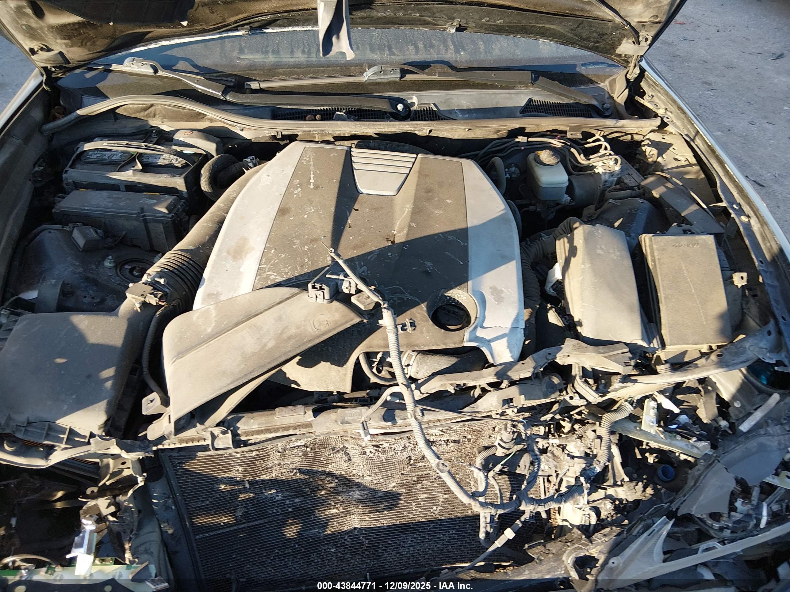 LEXUS GS image 10