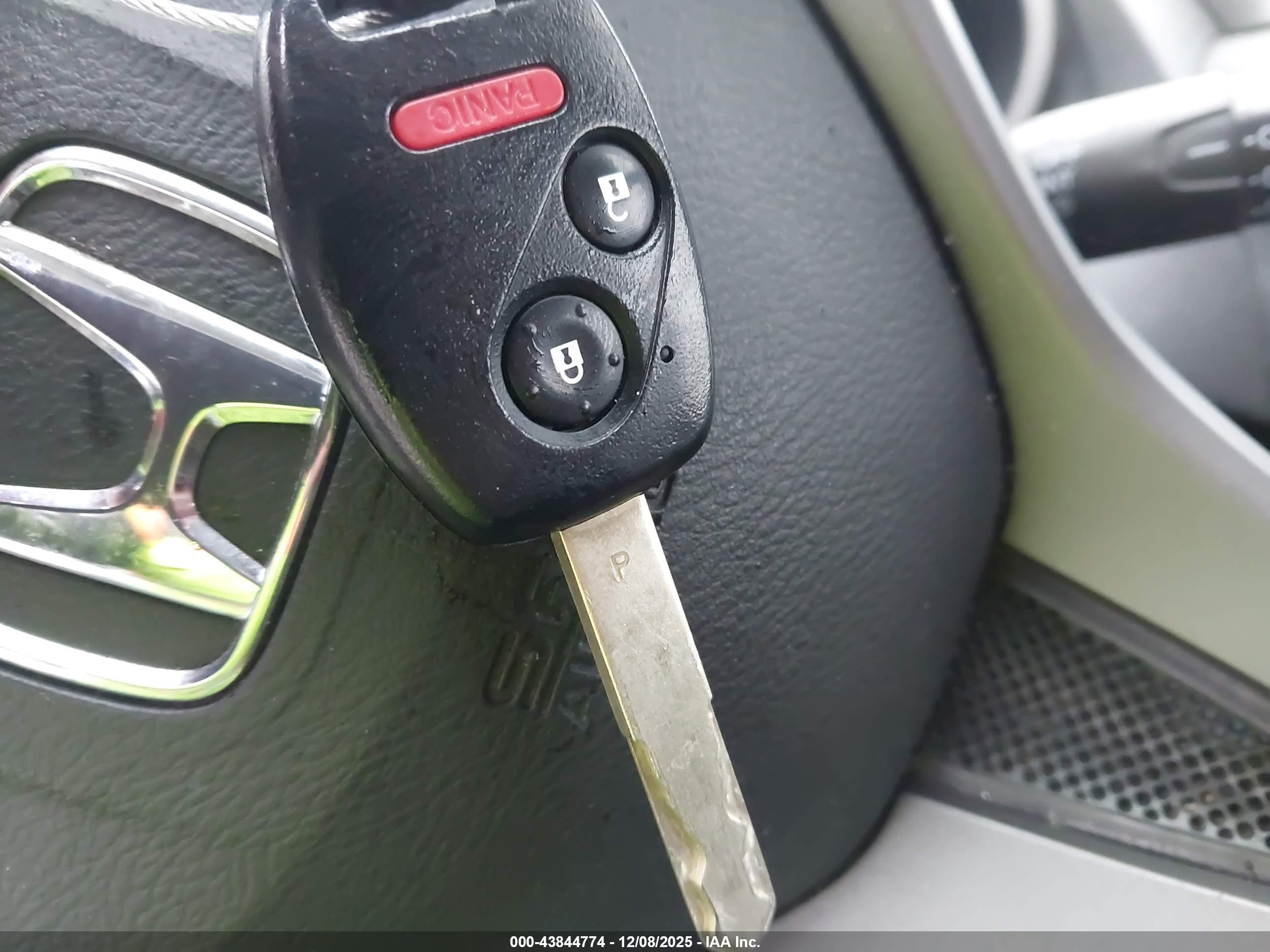 HONDA FIT image 11