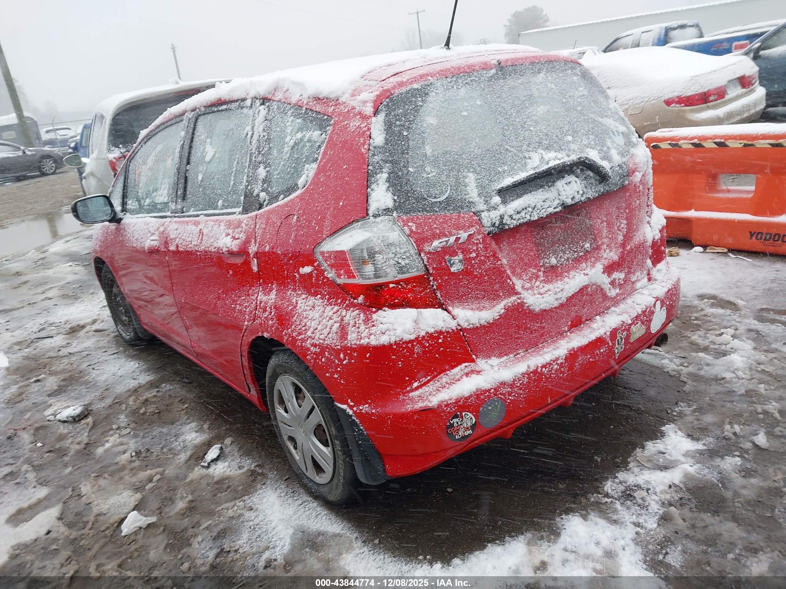HONDA FIT image 3