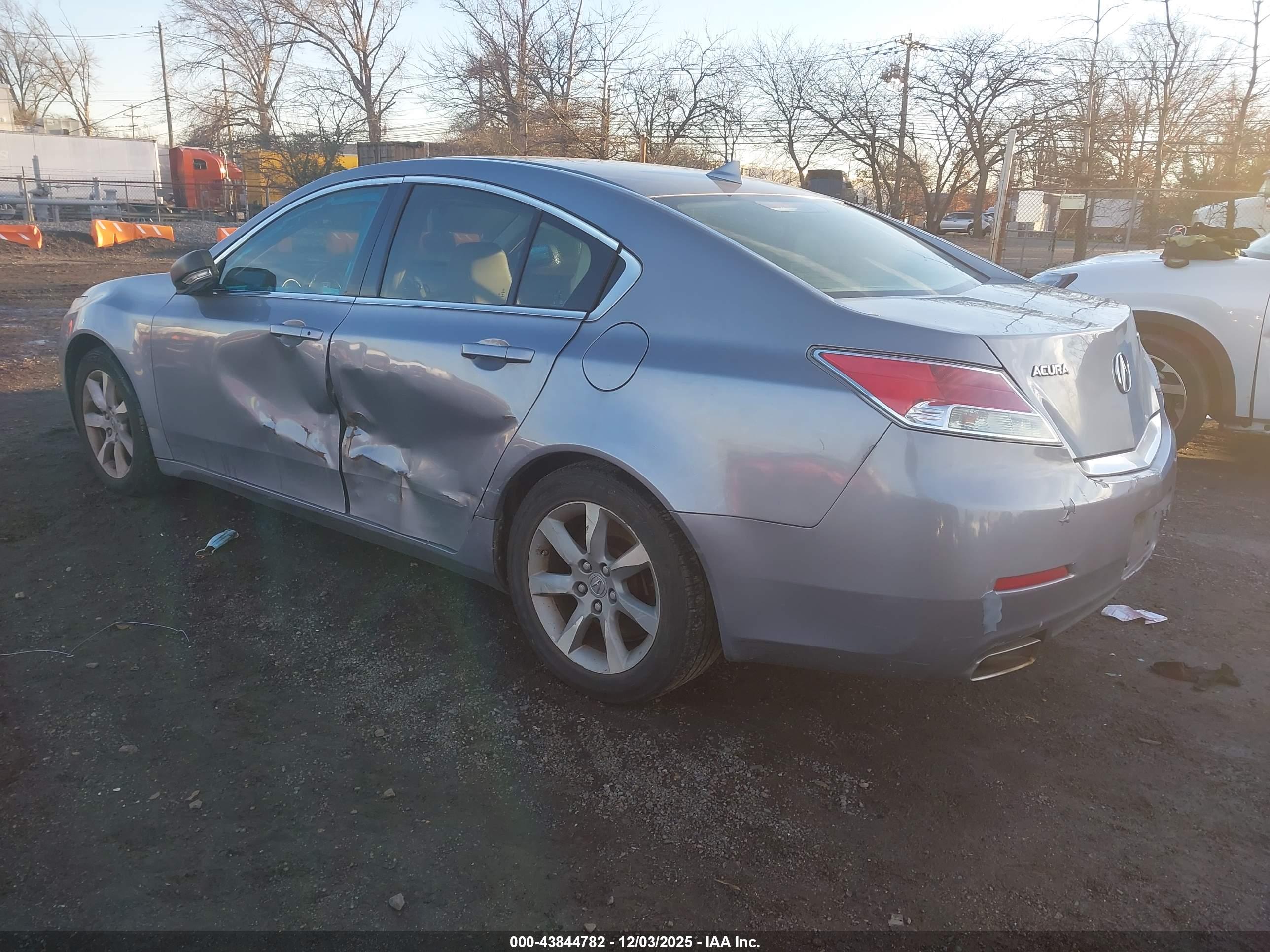 ACURA TL image 3