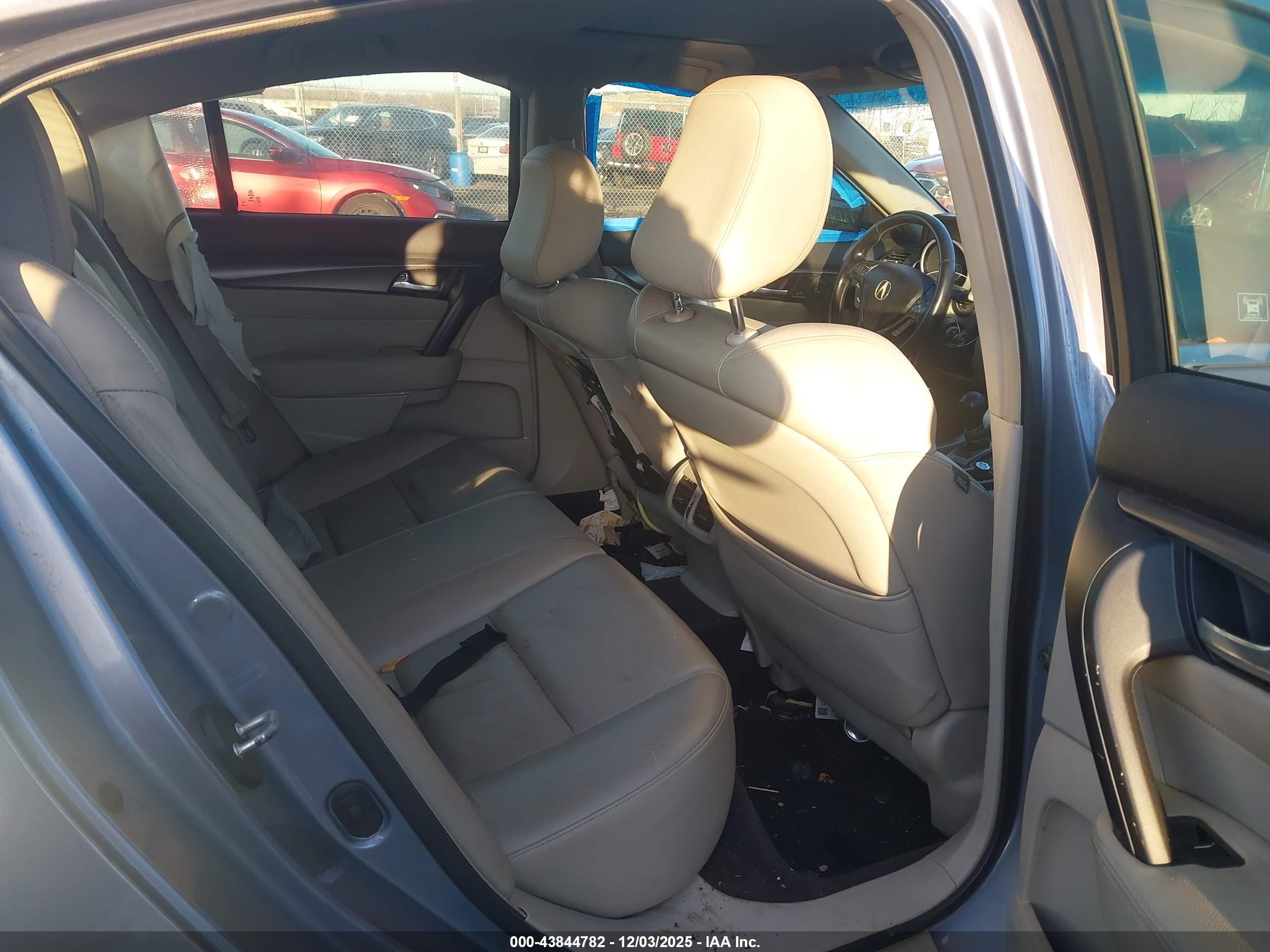 ACURA TL image 8