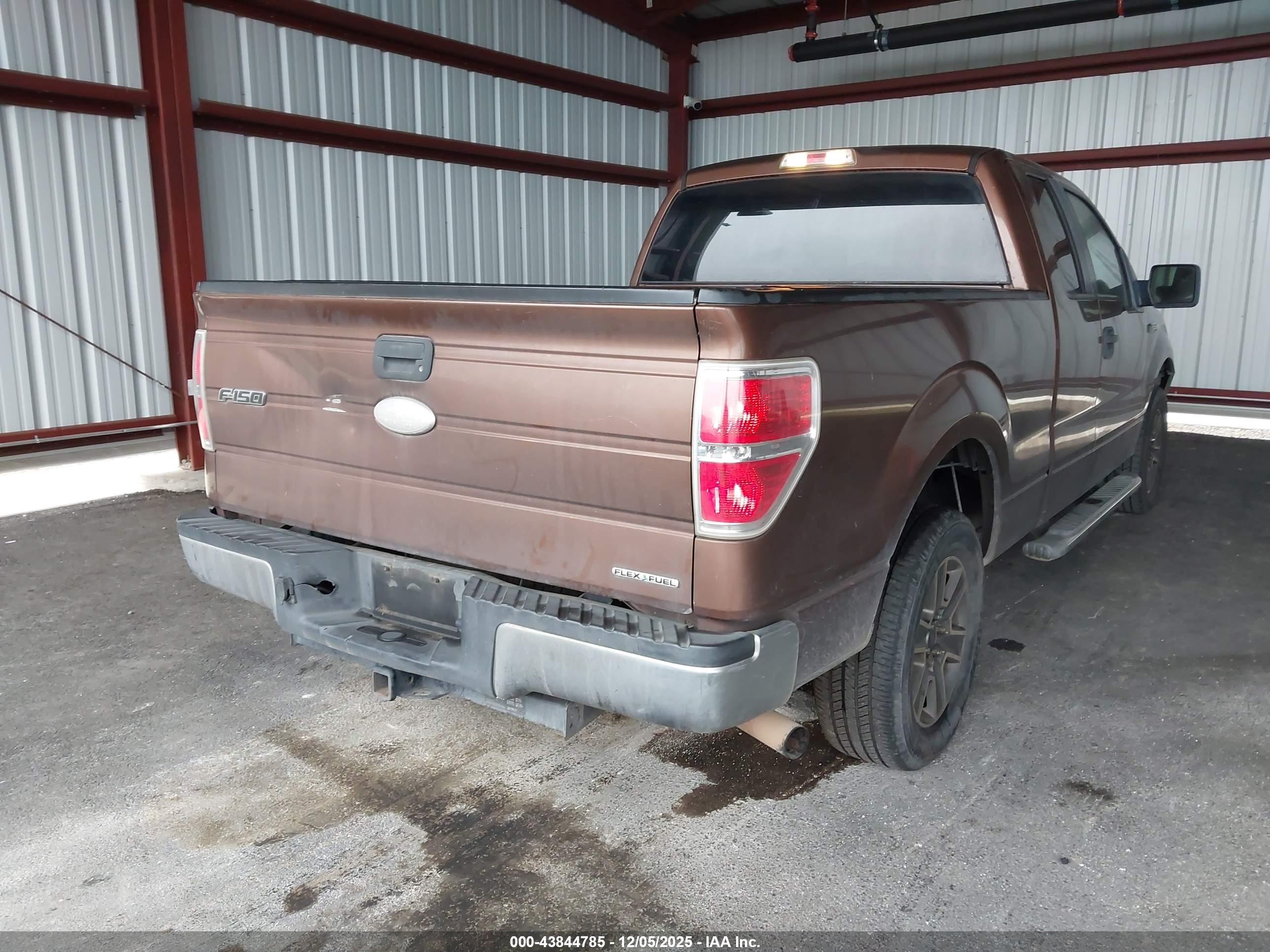 FORD F-150 image 4