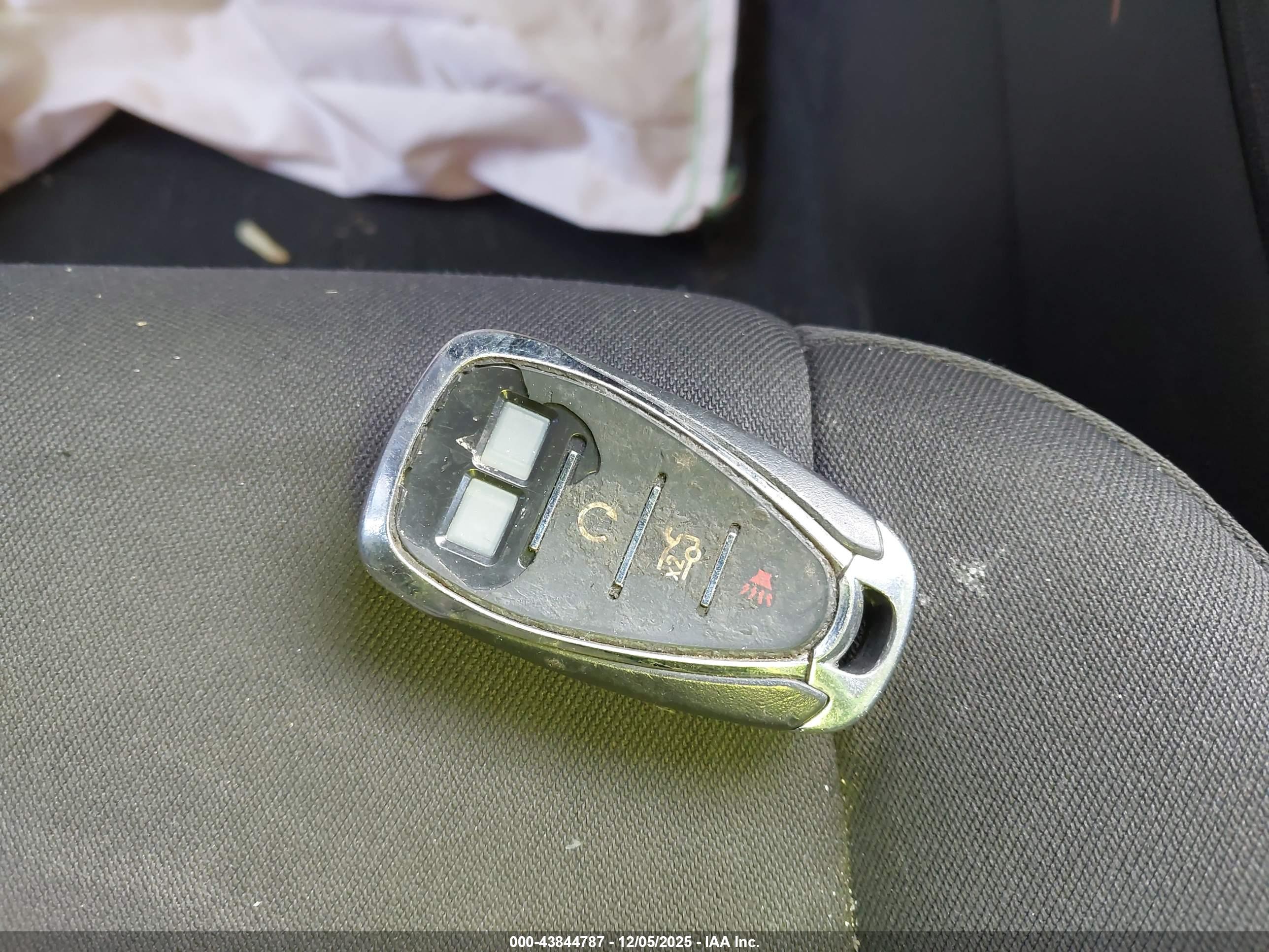 CHEVROLET MALIBU image 11