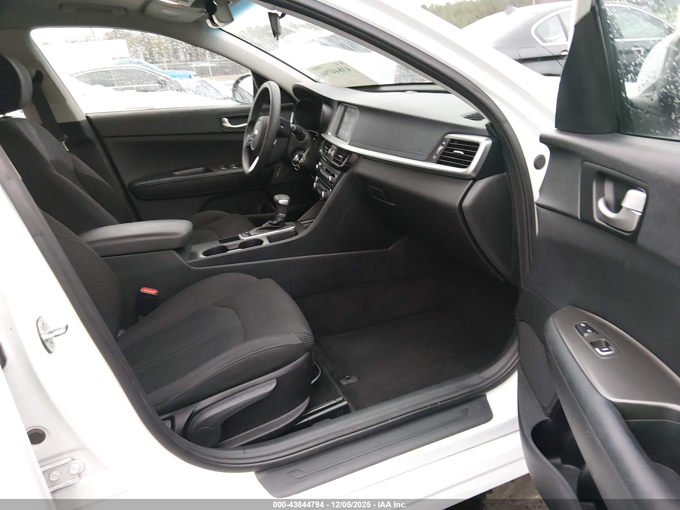 KIA OPTIMA image 5