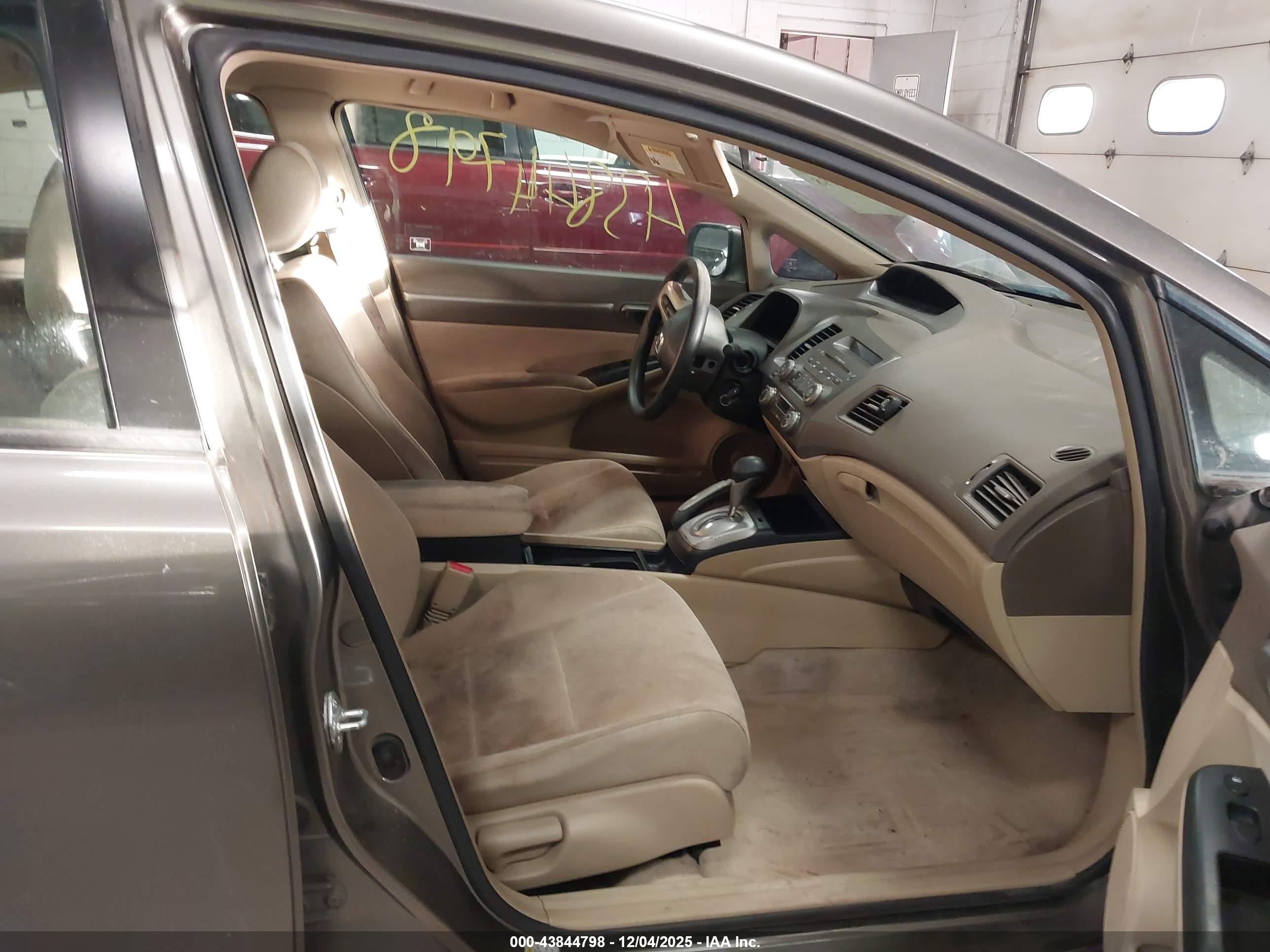 HONDA CIVIC image 5