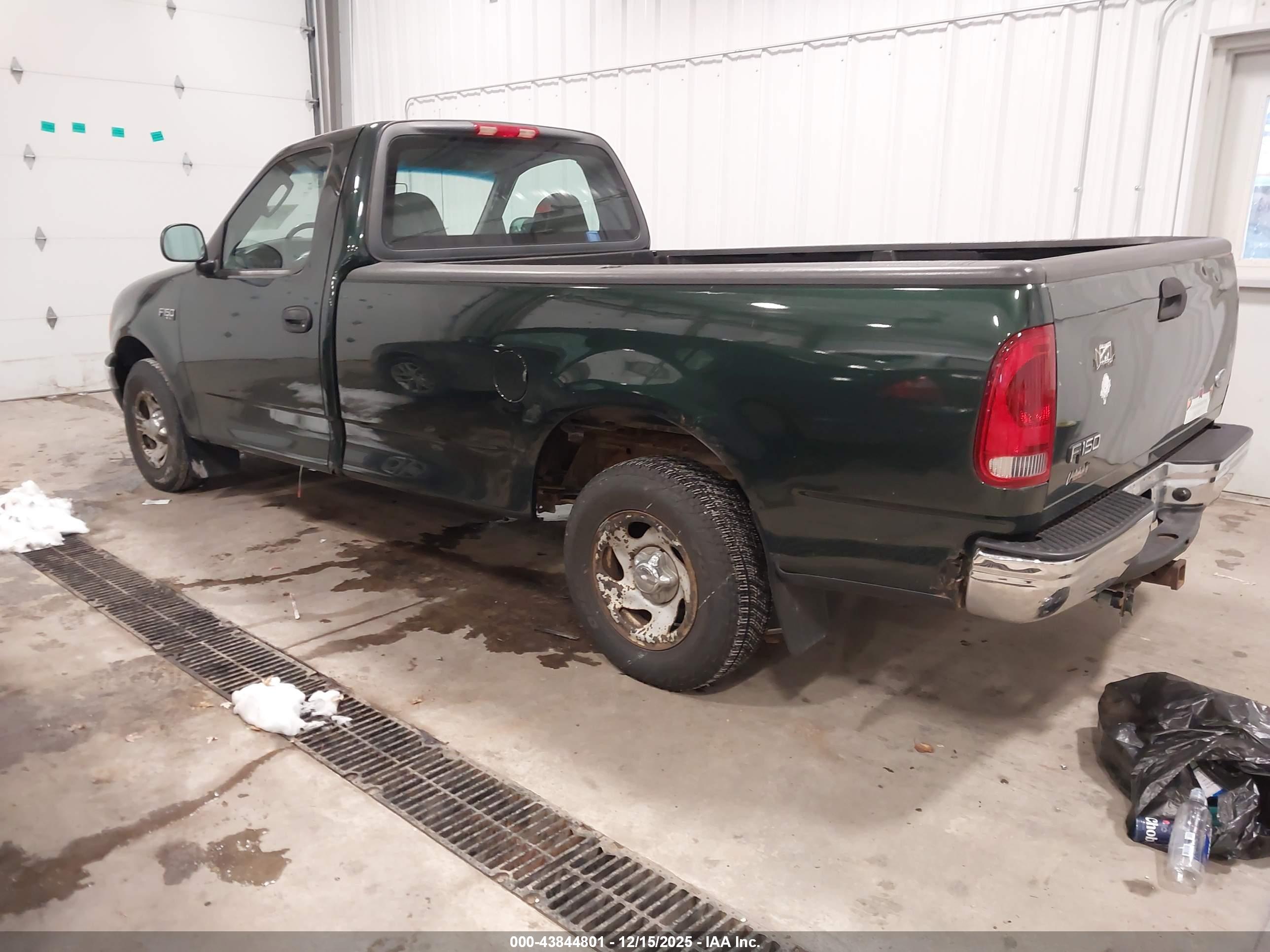 FORD F-150 image 3
