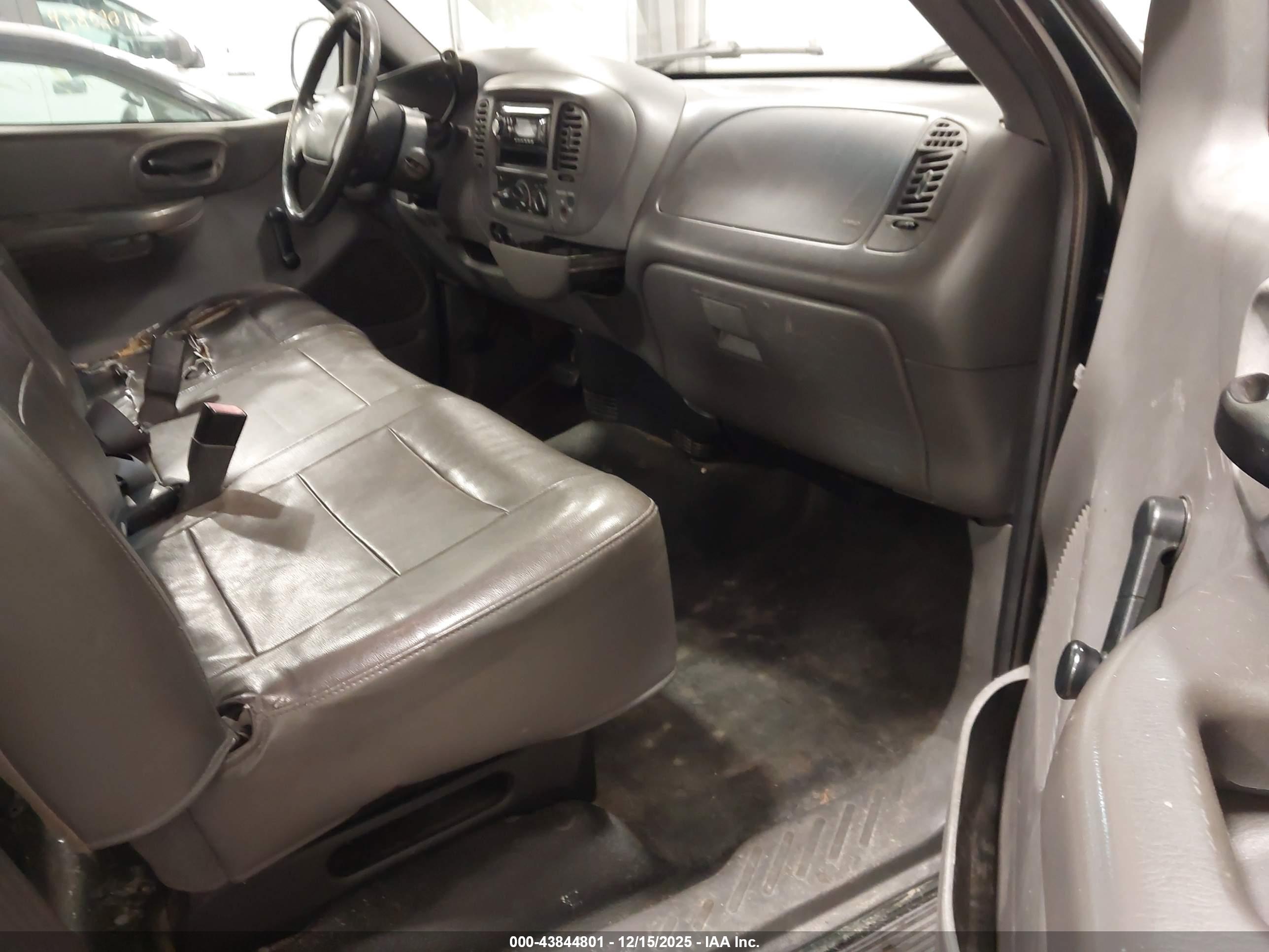 FORD F-150 image 5