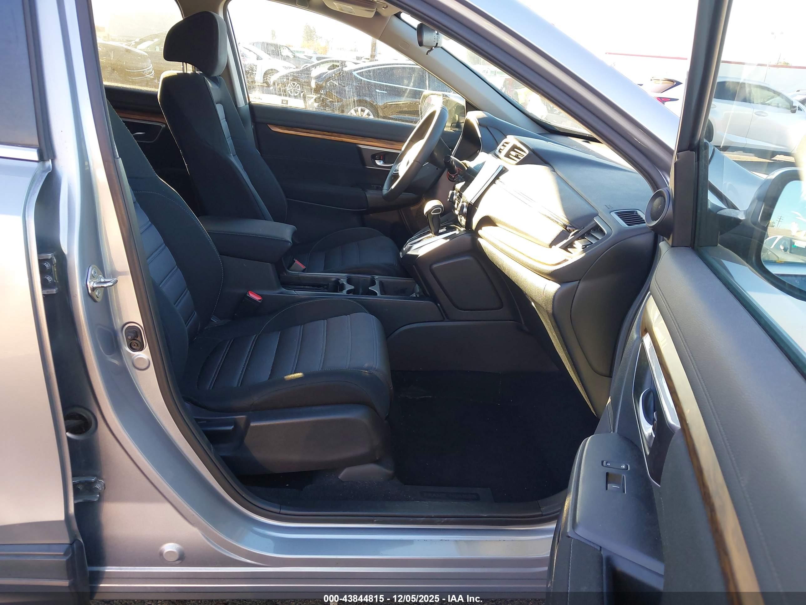 HONDA CR-V image 5