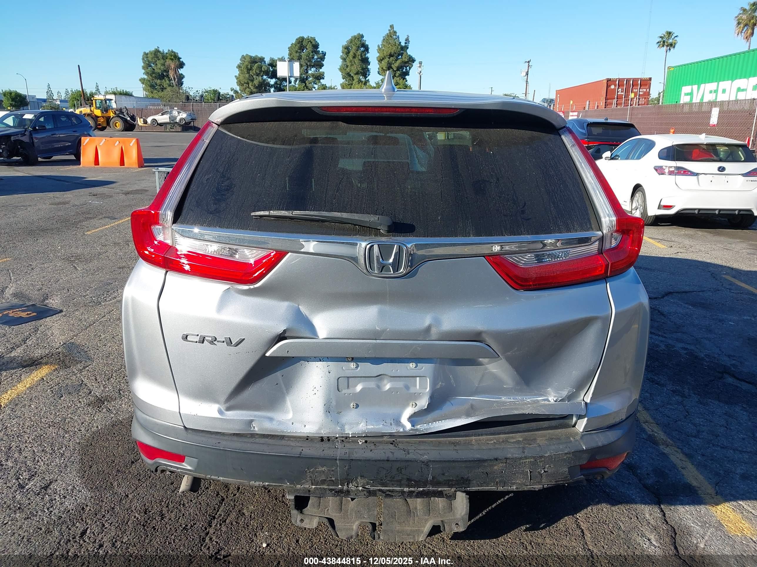 HONDA CR-V image 6
