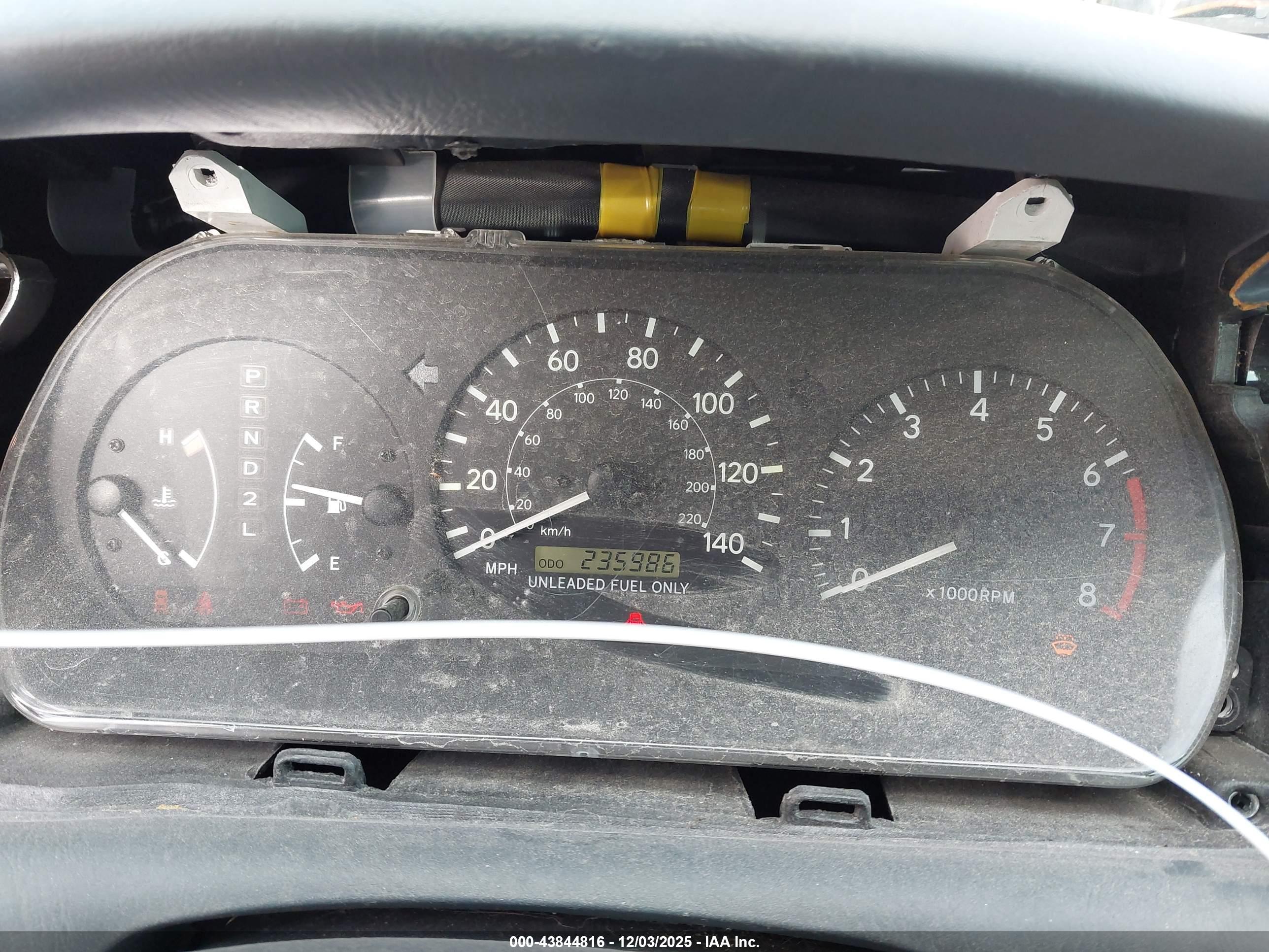 TOYOTA CAMRY image 7