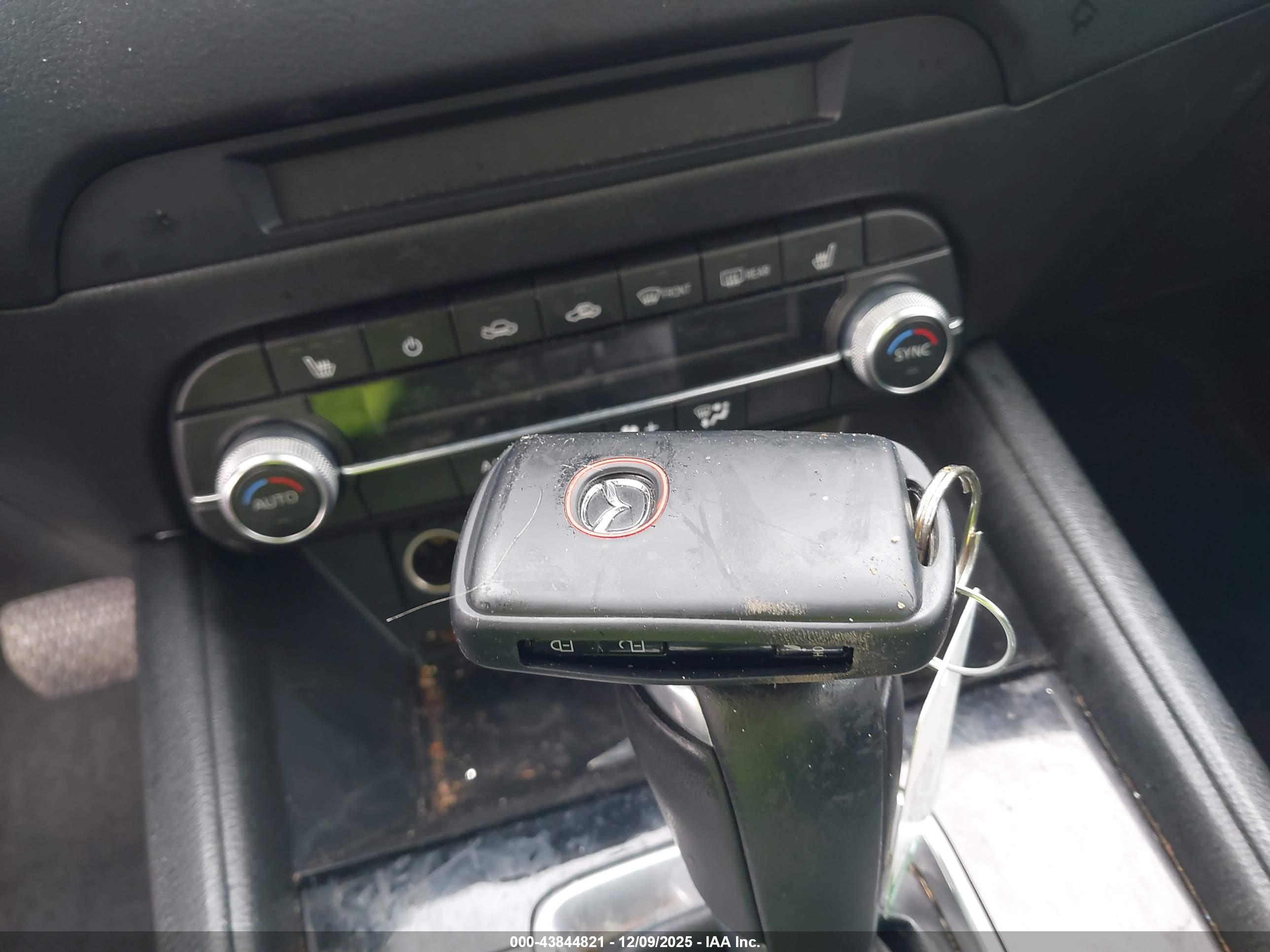 MAZDA CX-5 image 11