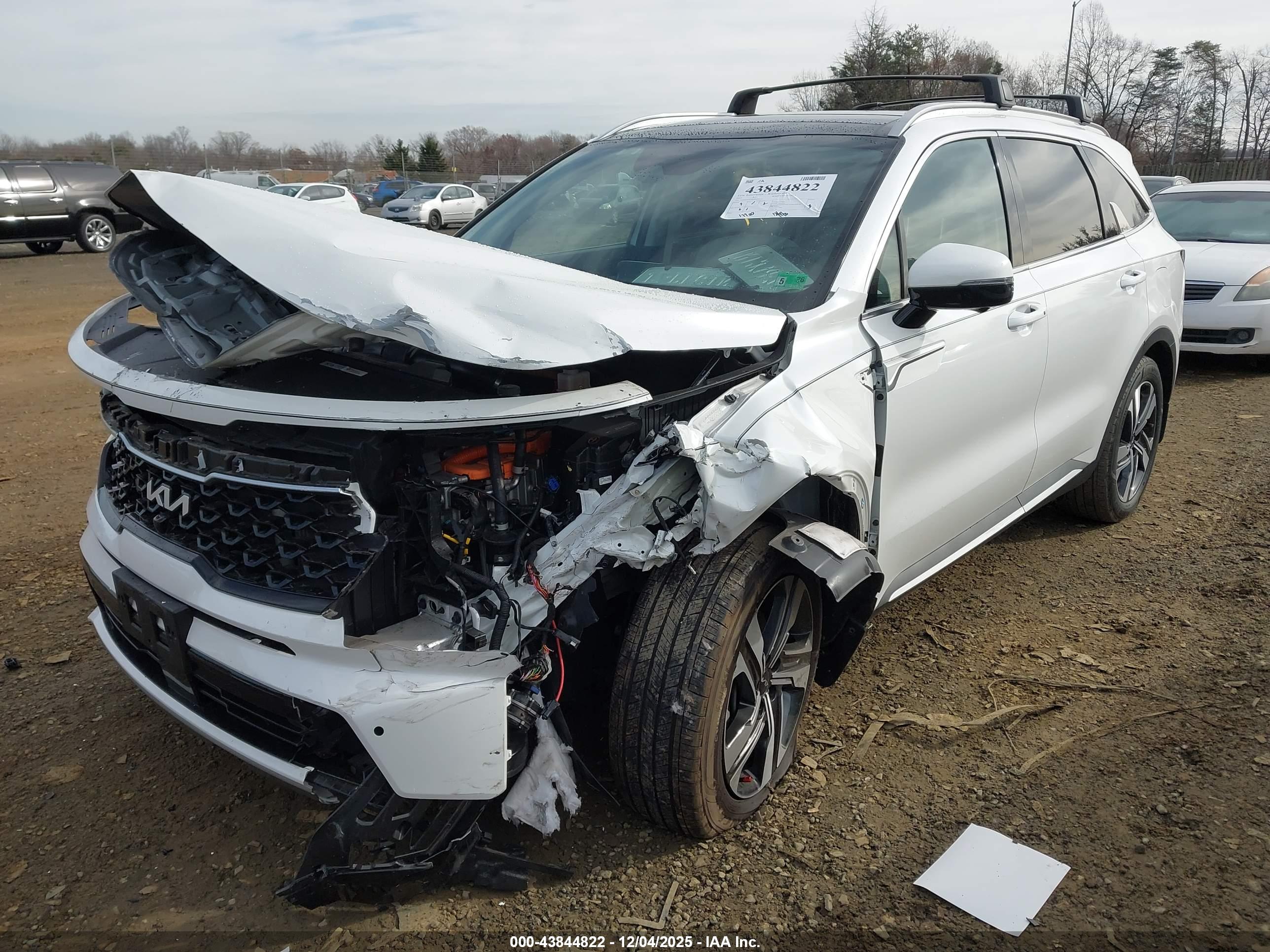 KIA SORENTO image 2
