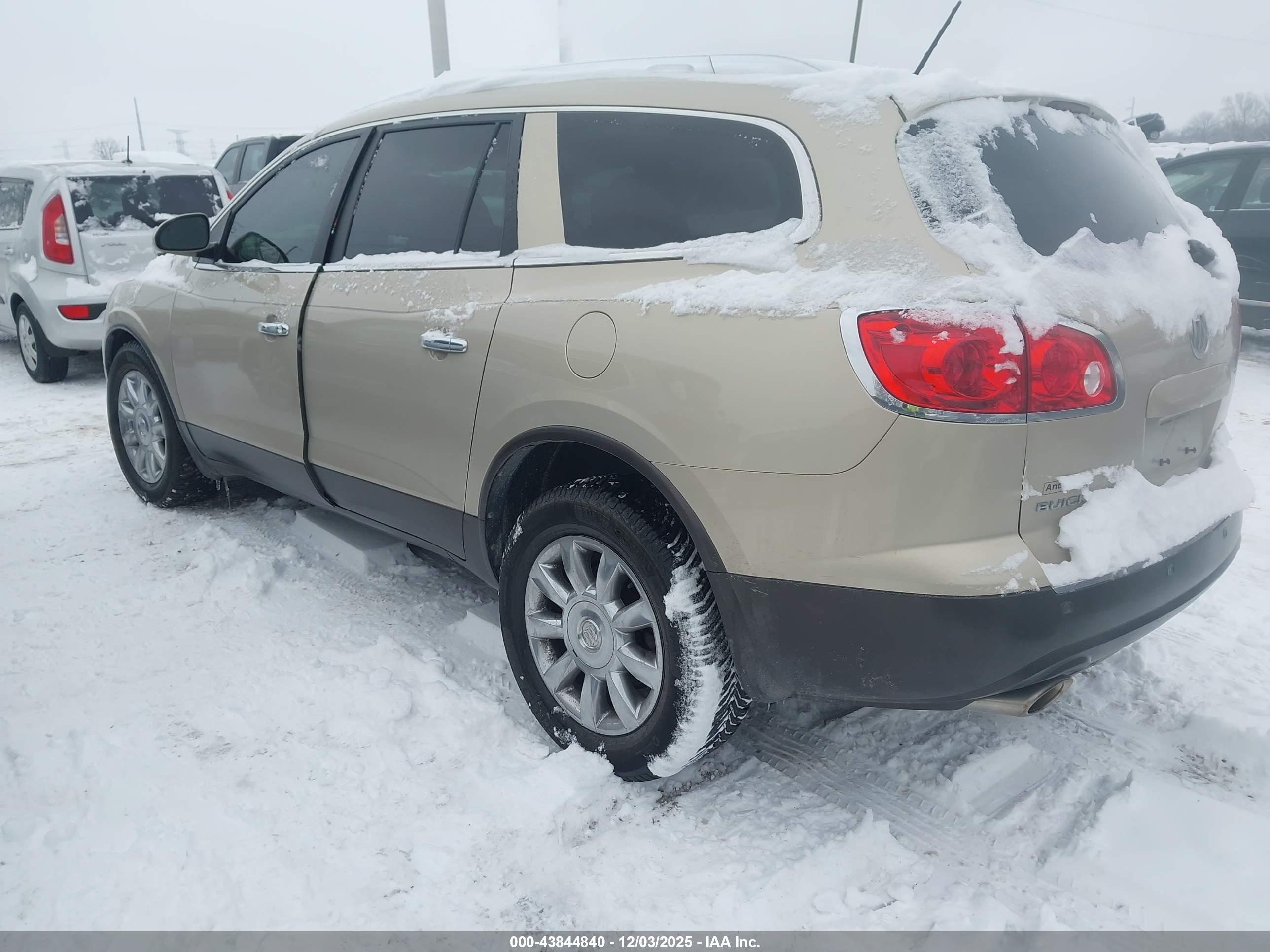BUICK ENCLAVE image 3