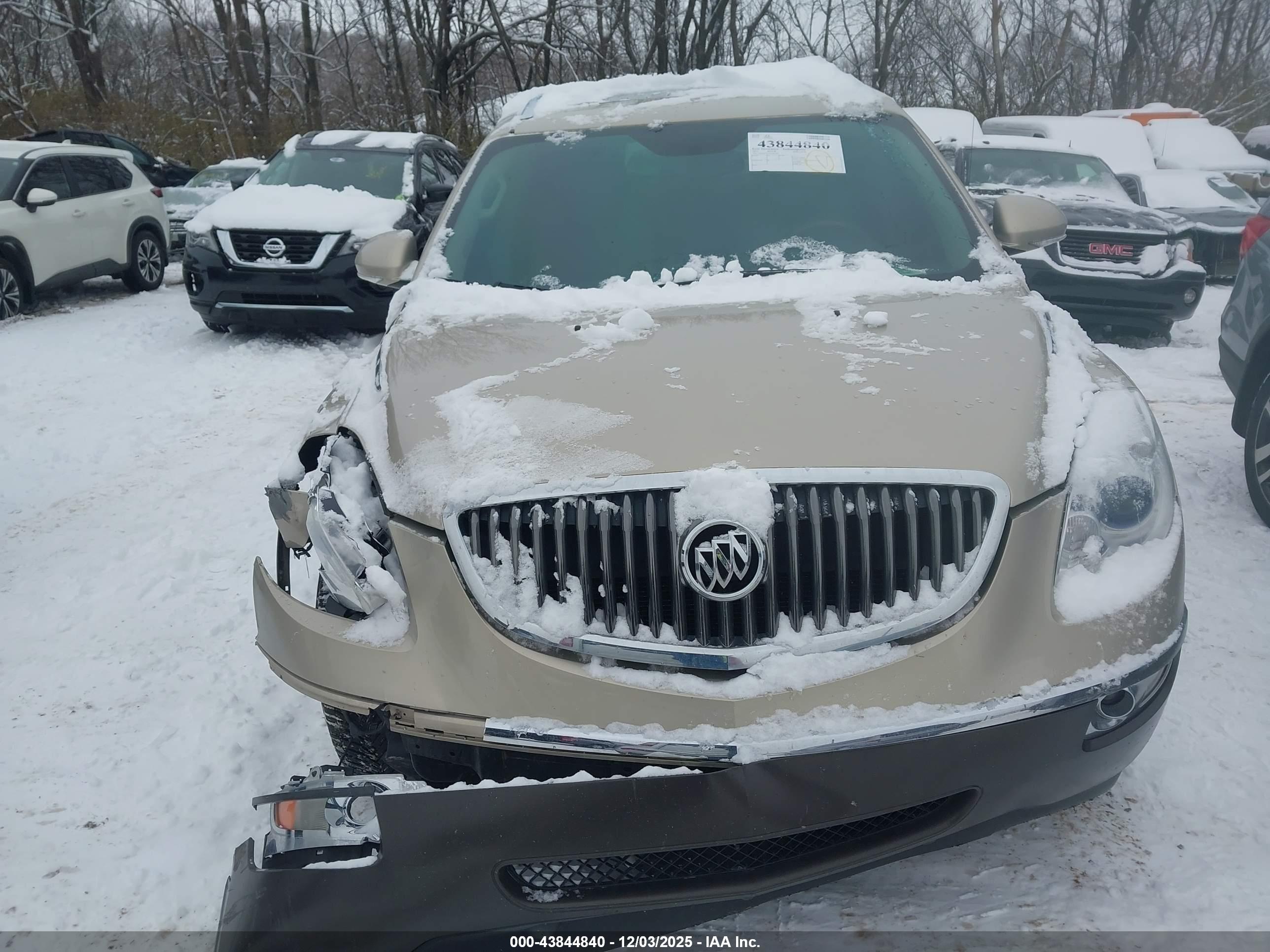BUICK ENCLAVE image 6