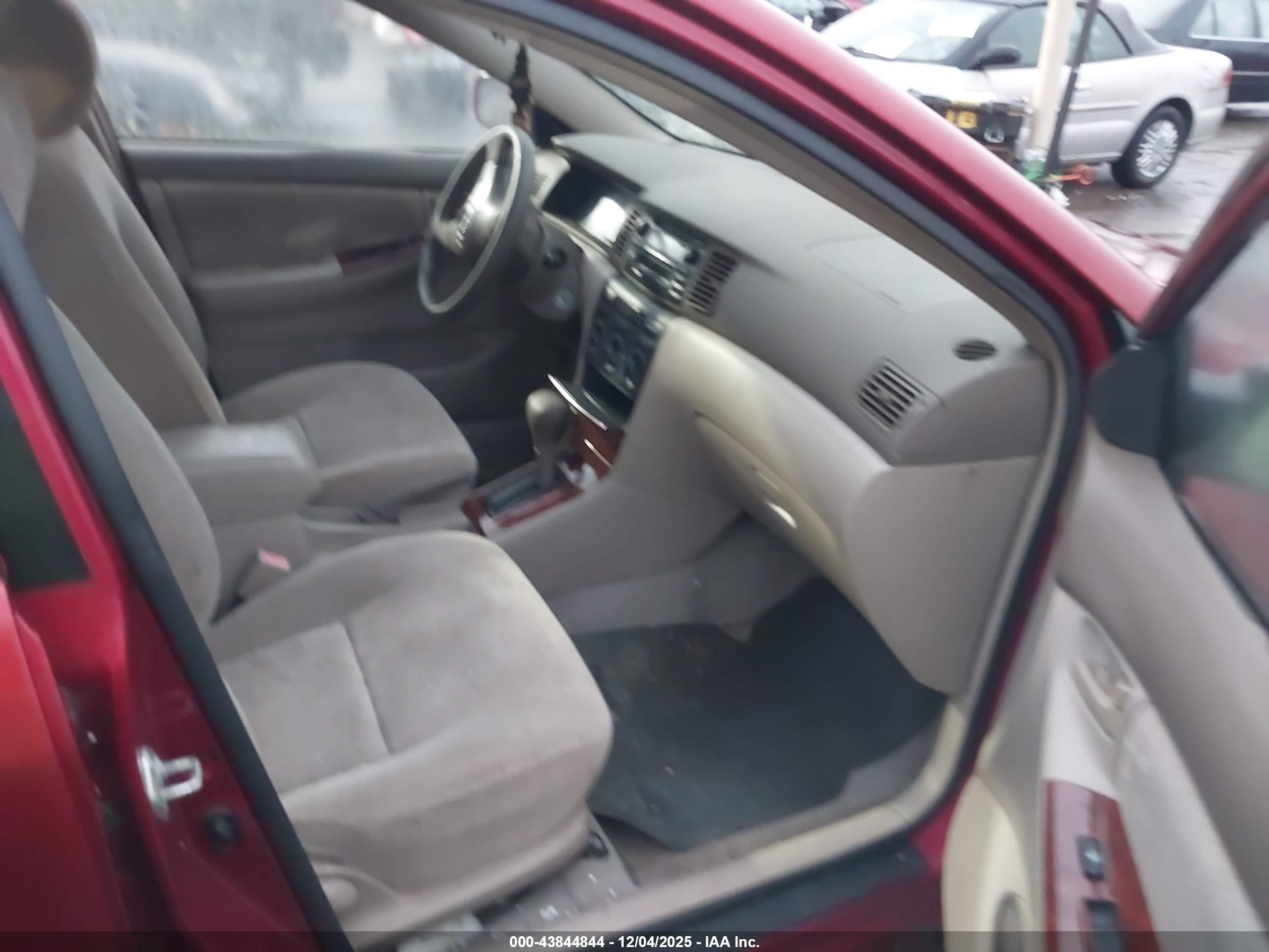 TOYOTA COROLLA image 5