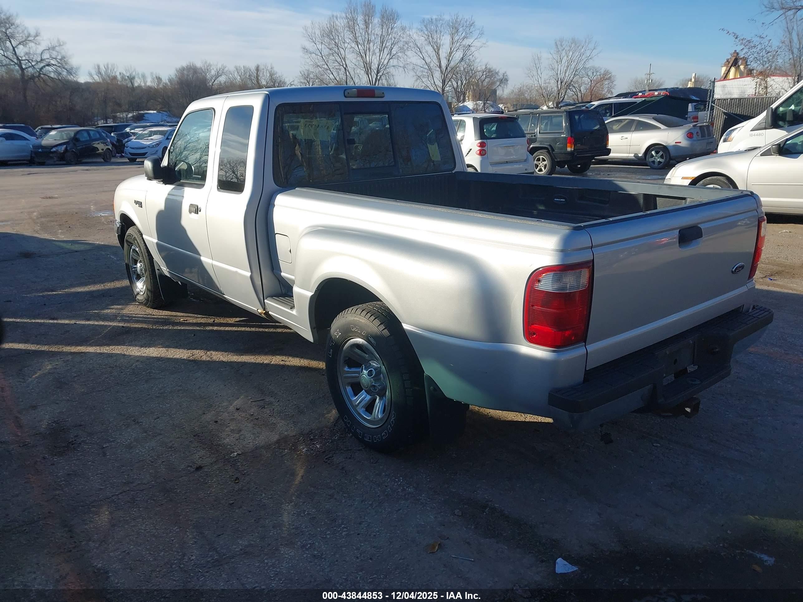 FORD RANGER image 3