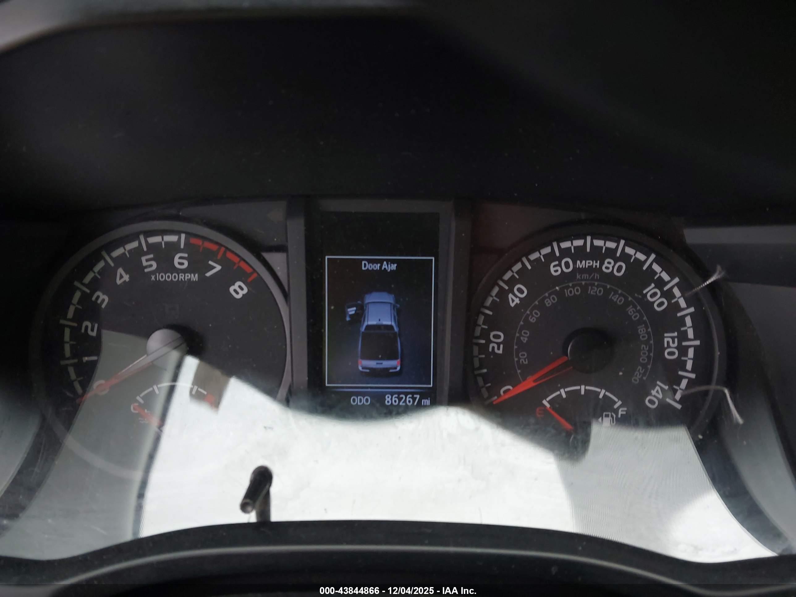 TOYOTA TACOMA image 7