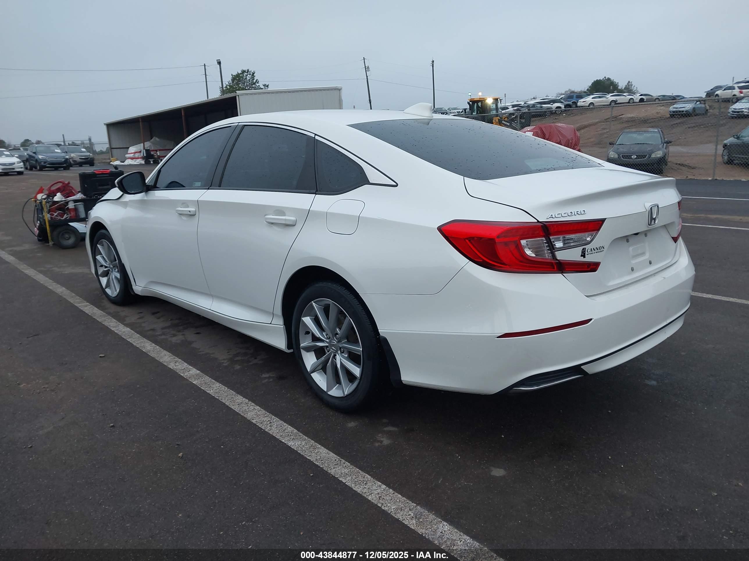 HONDA ACCORD image 3