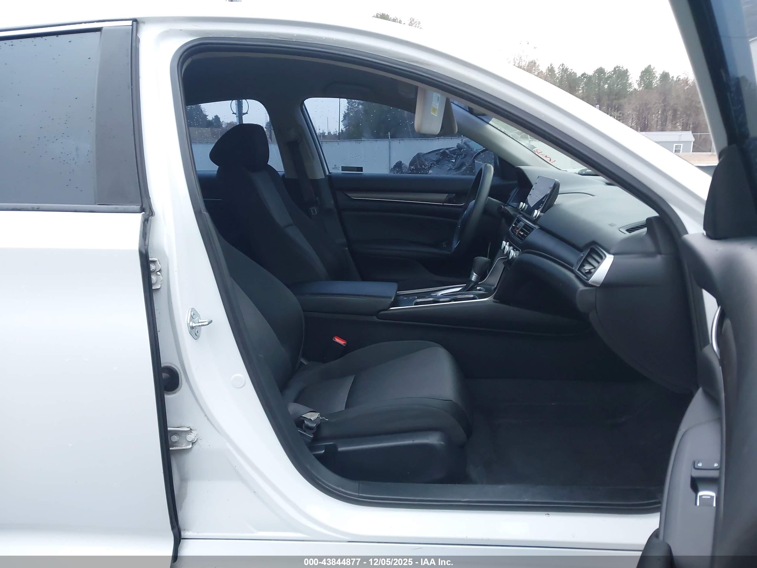 HONDA ACCORD image 5