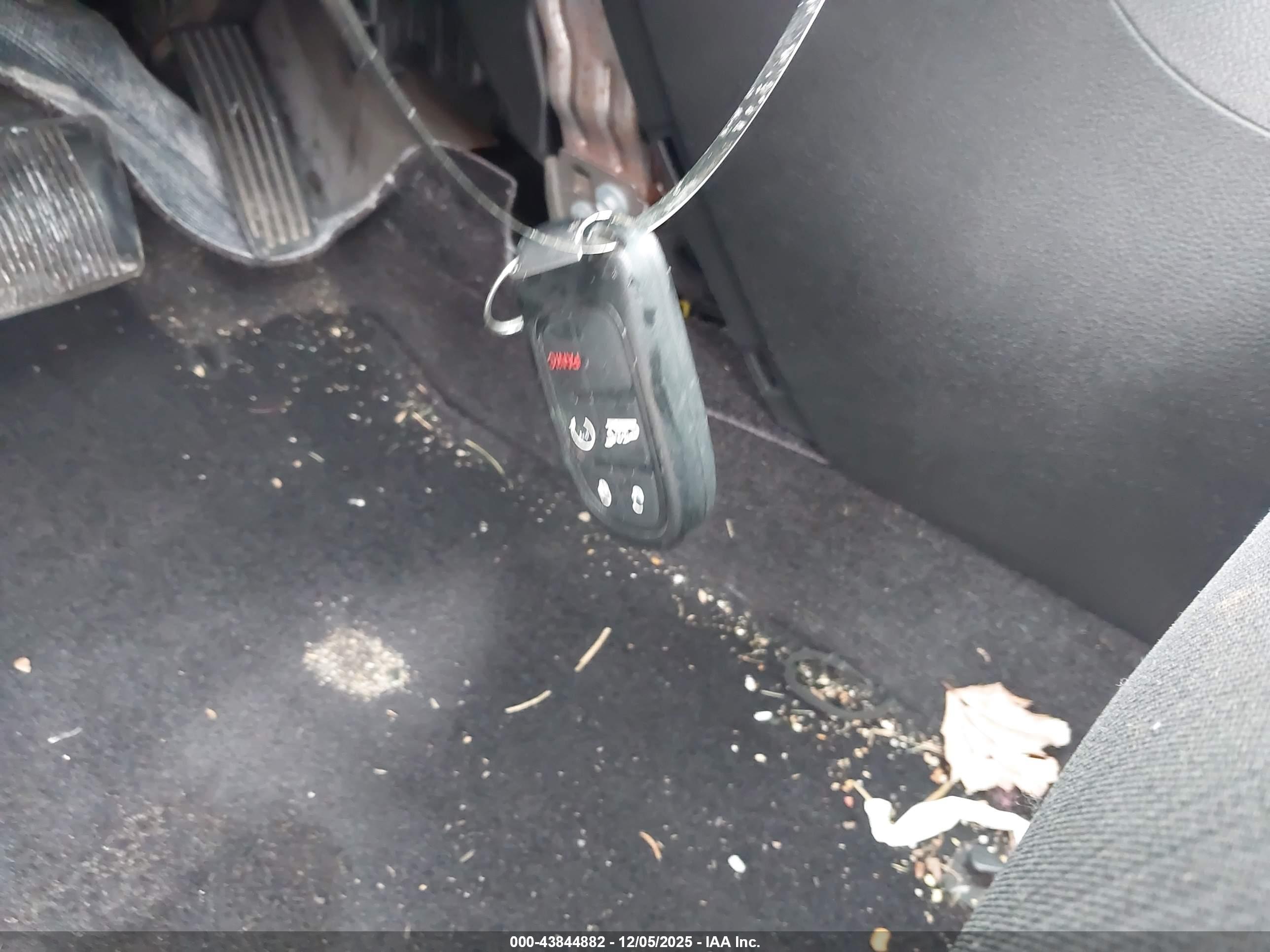 JEEP CHEROKEE image 11