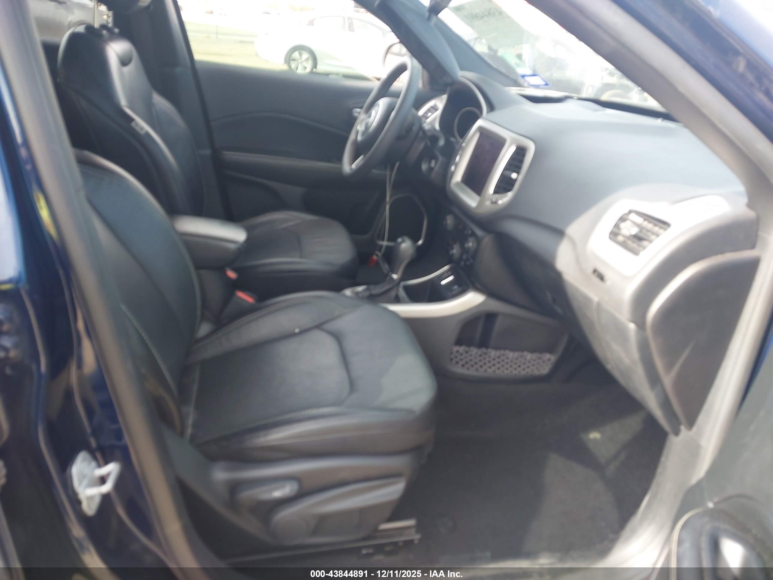 JEEP COMPASS image 5