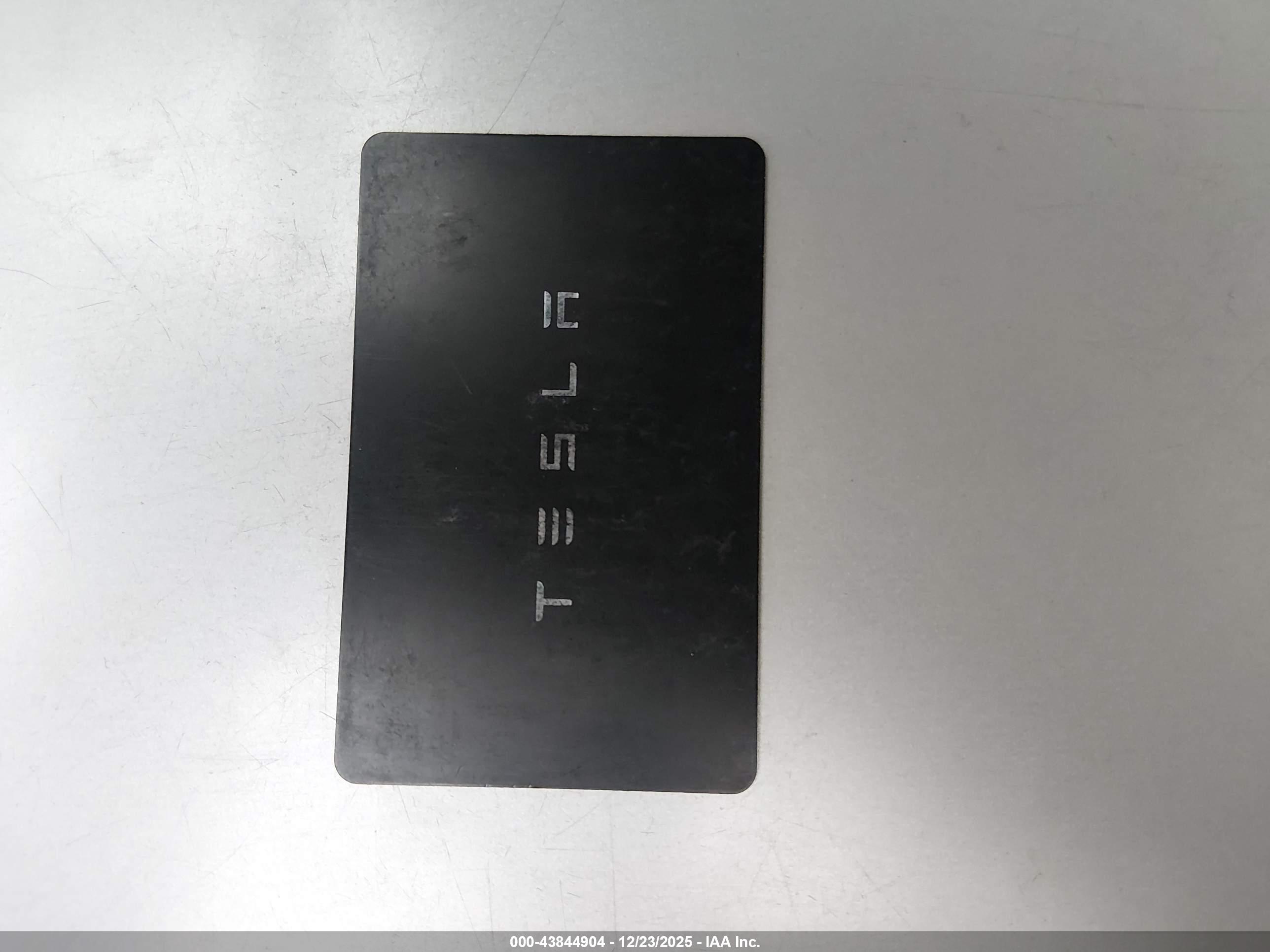 TESLA MODEL image 11