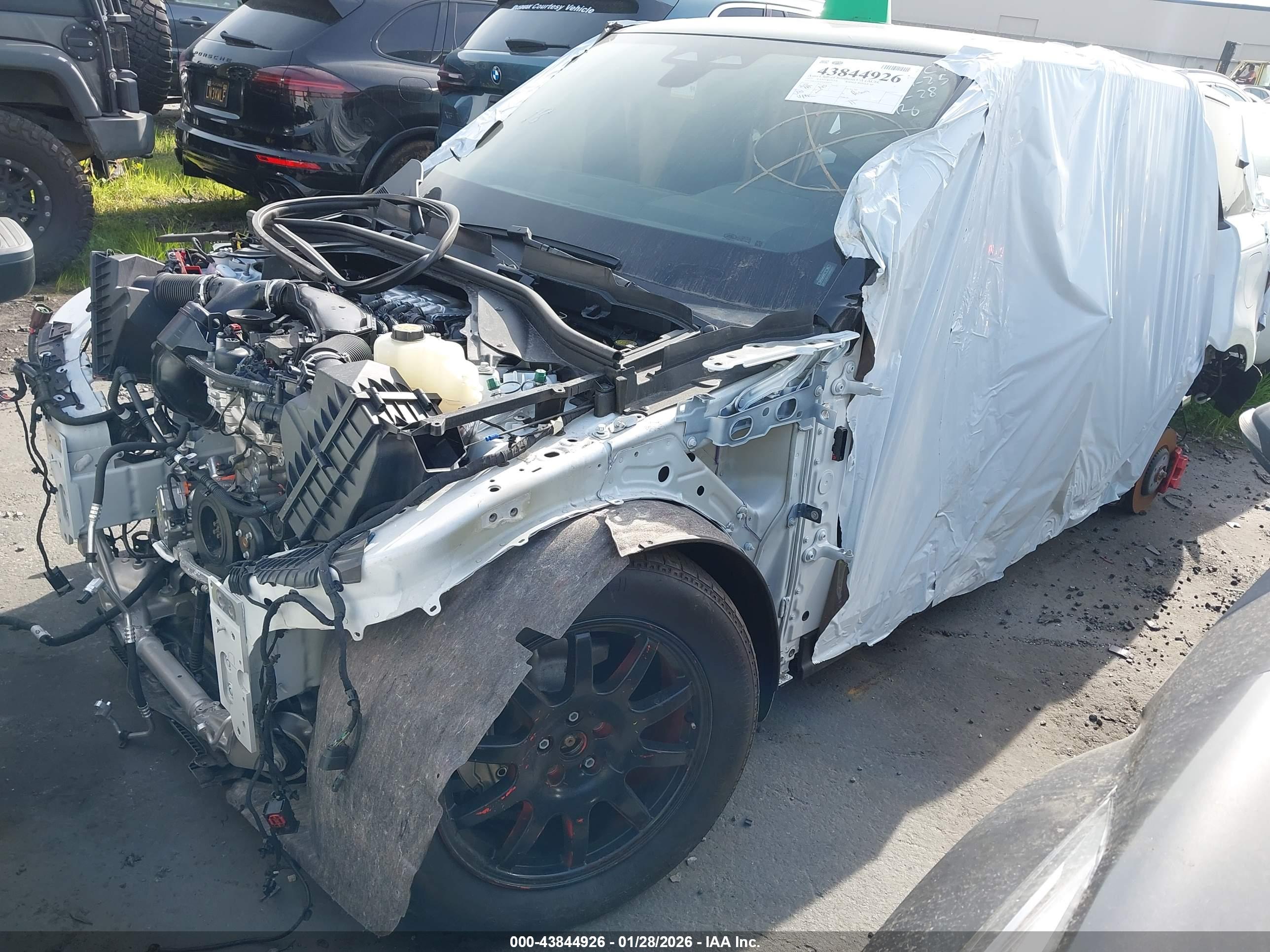 LAND ROVER image 2