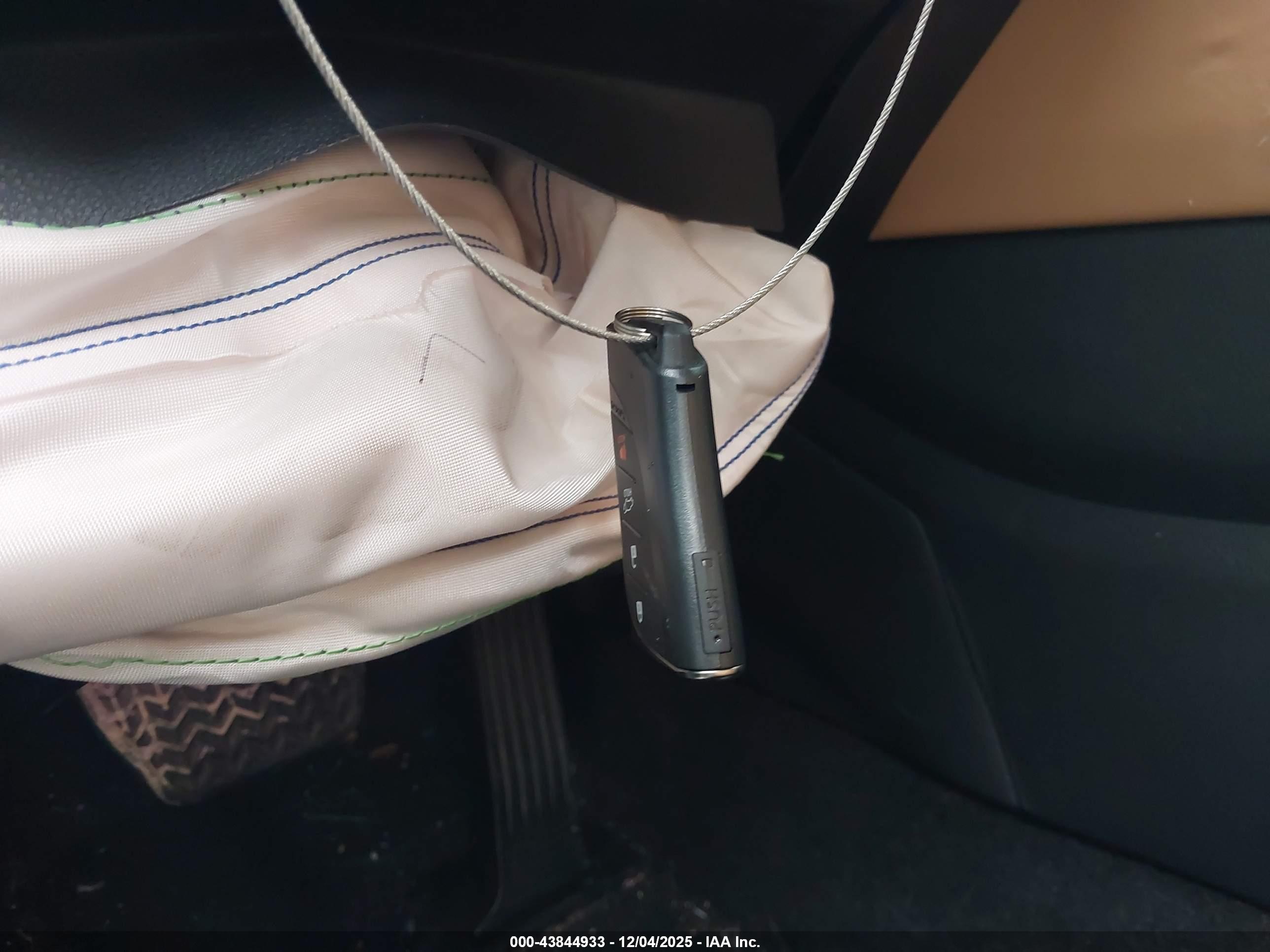 LEXUS NX image 11
