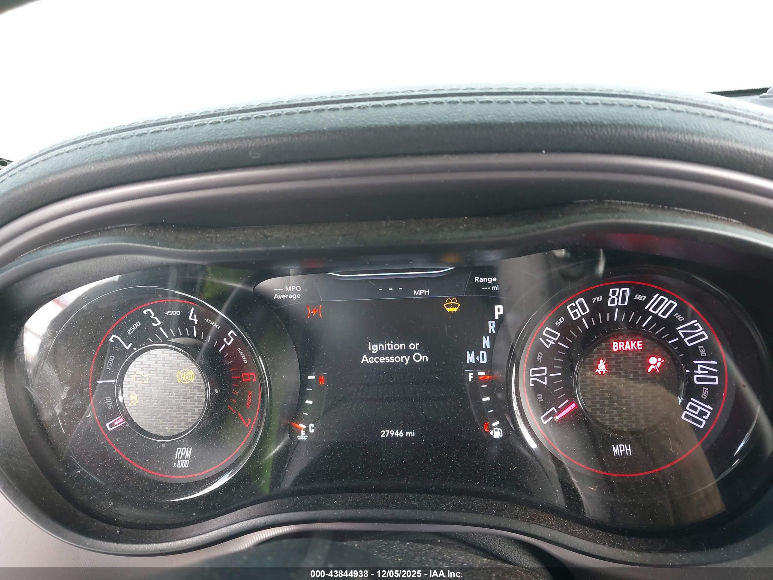 DODGE CHALLENGER image 7