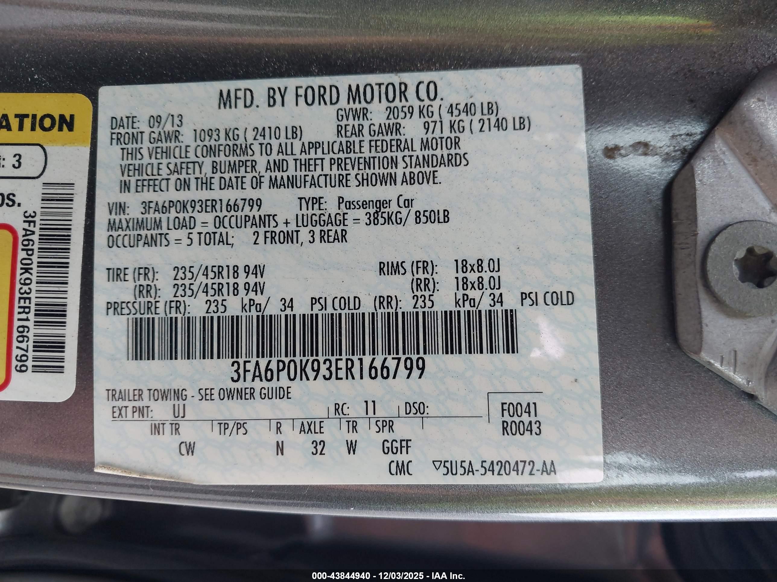 FORD FUSION image 9