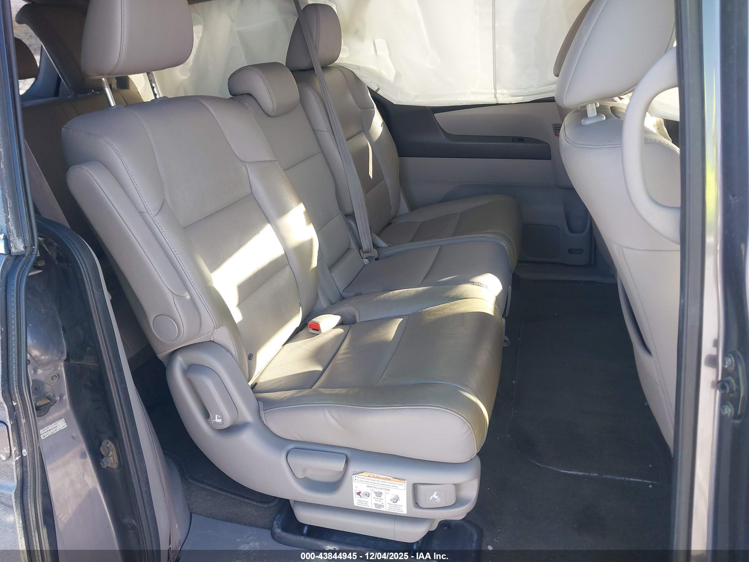 HONDA ODYSSEY image 8