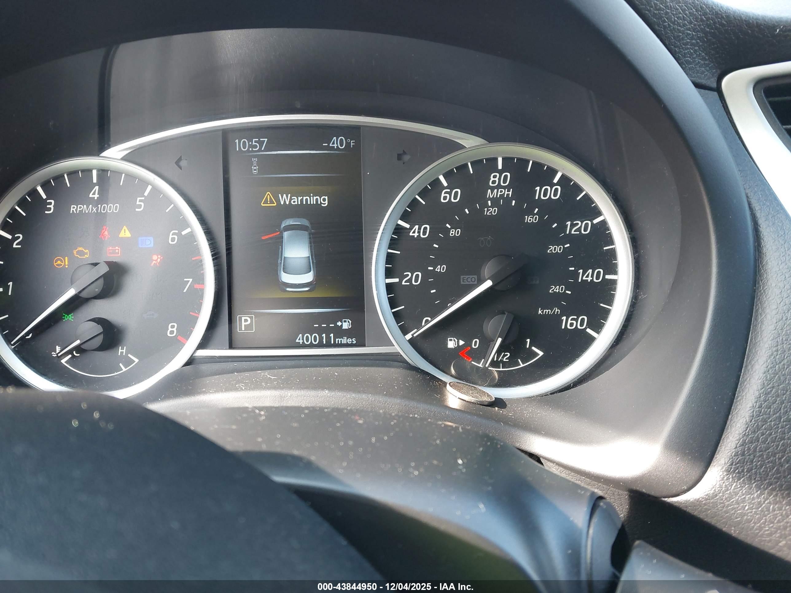 NISSAN SENTRA image 7