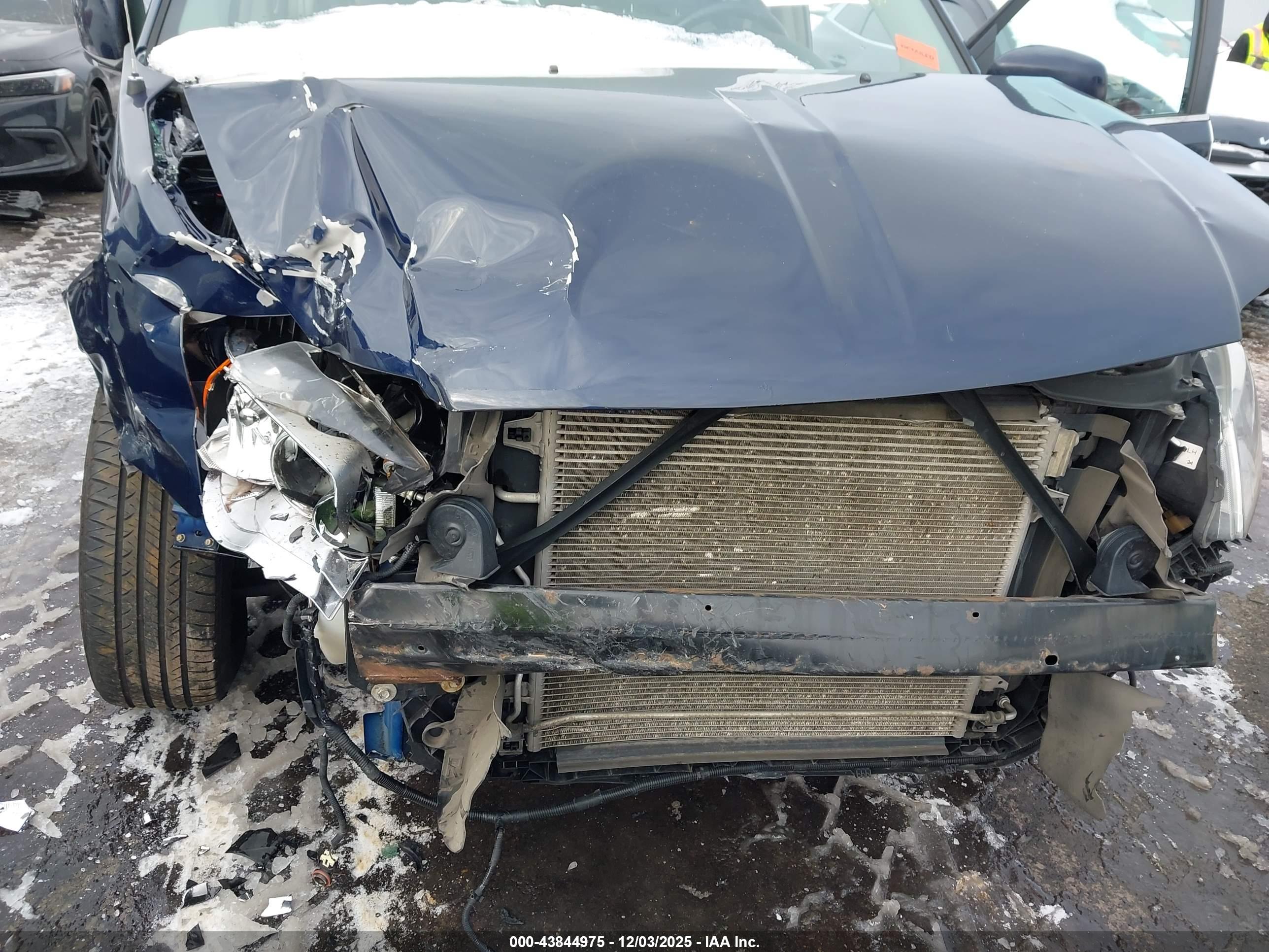 CHRYSLER TOWN image 6