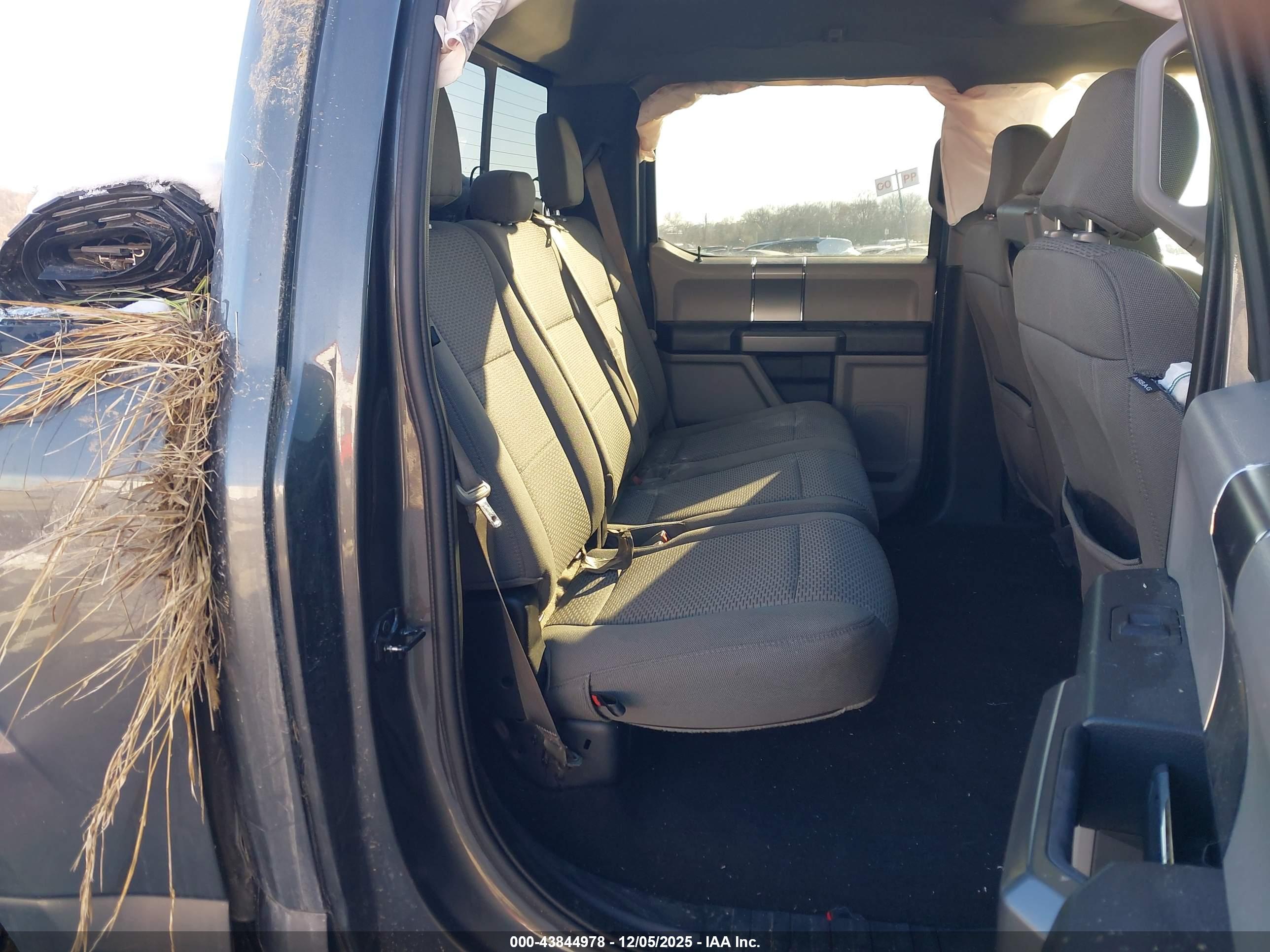FORD F-150 image 8