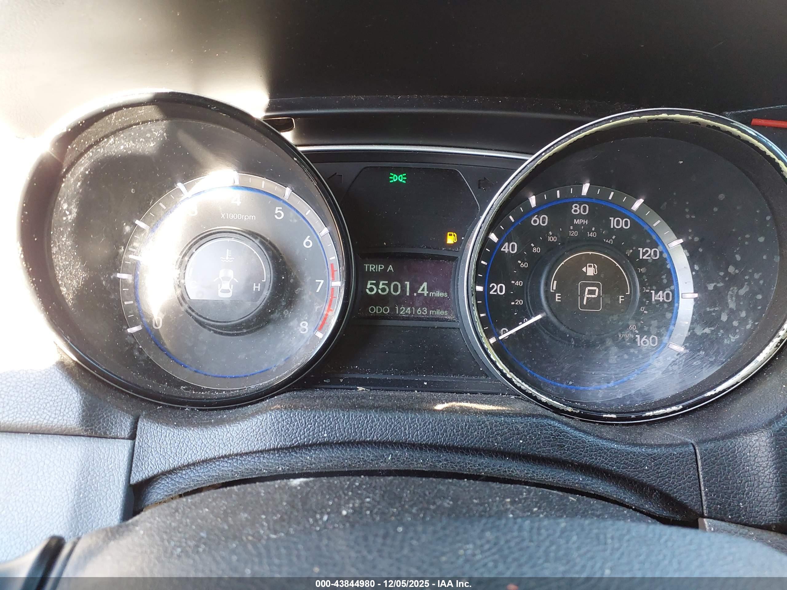 HYUNDAI SONATA image 7