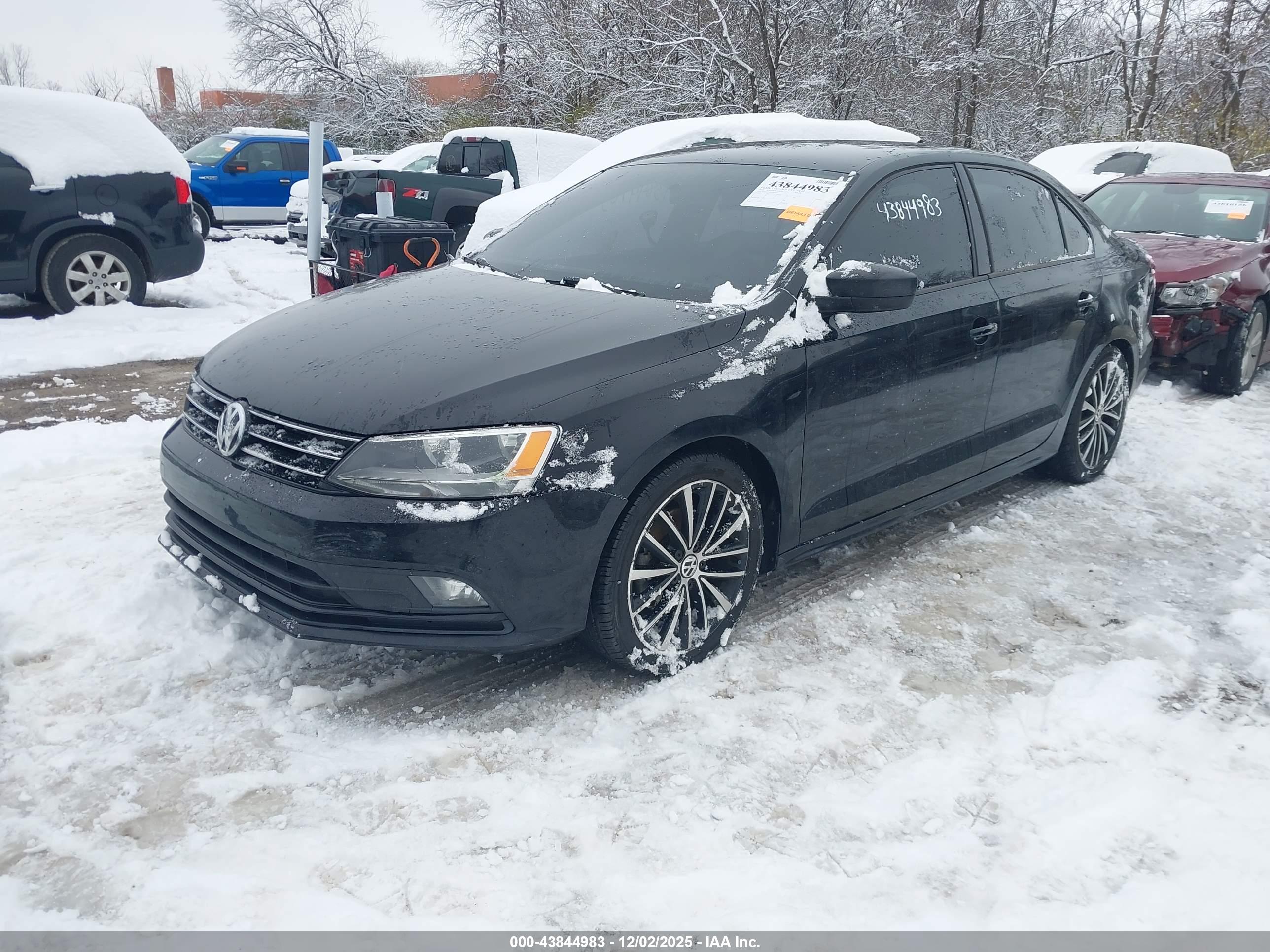 VOLKSWAGEN JETTA image 2