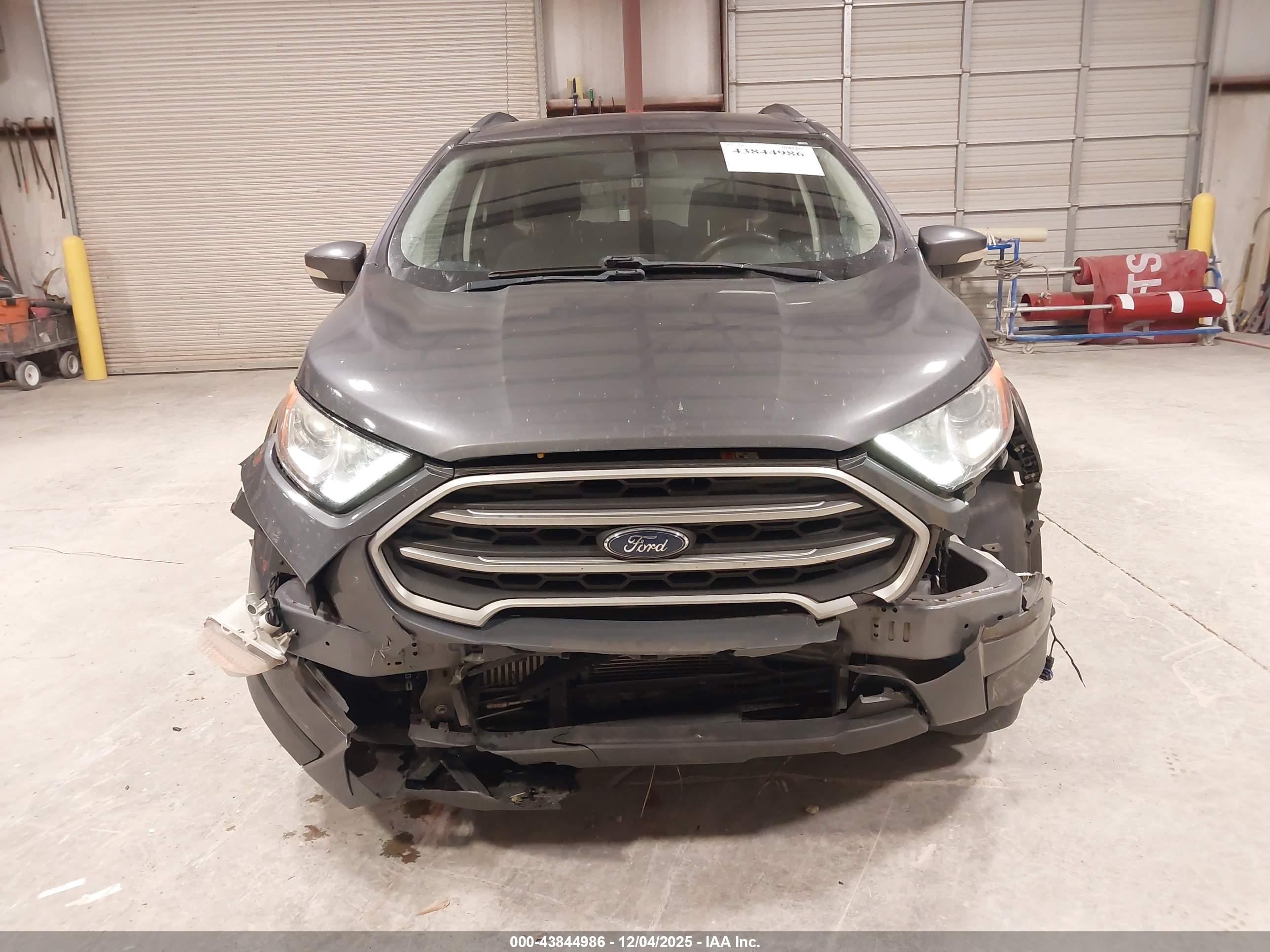 FORD ECOSPORT image 6