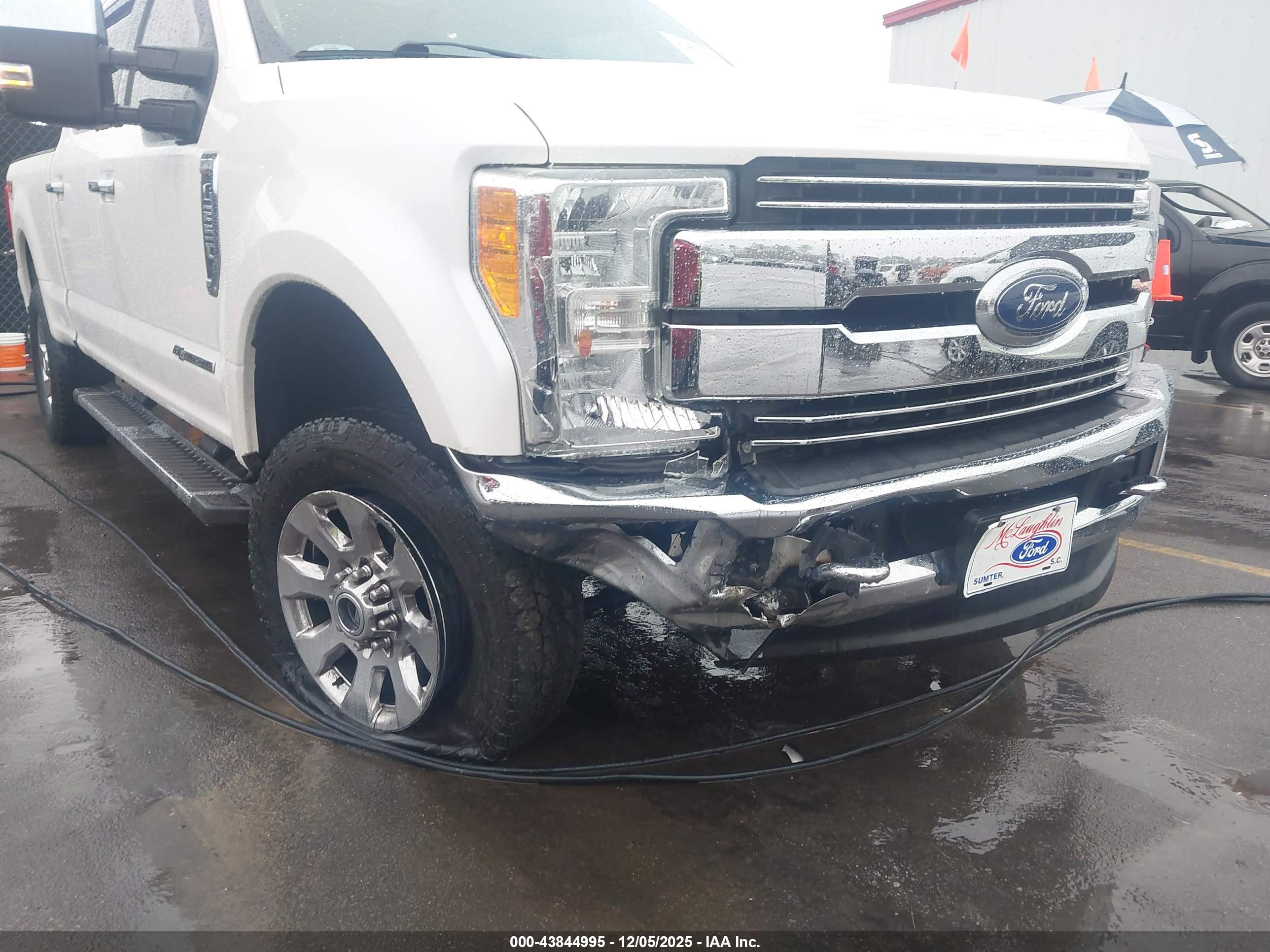 FORD F-250 image 6