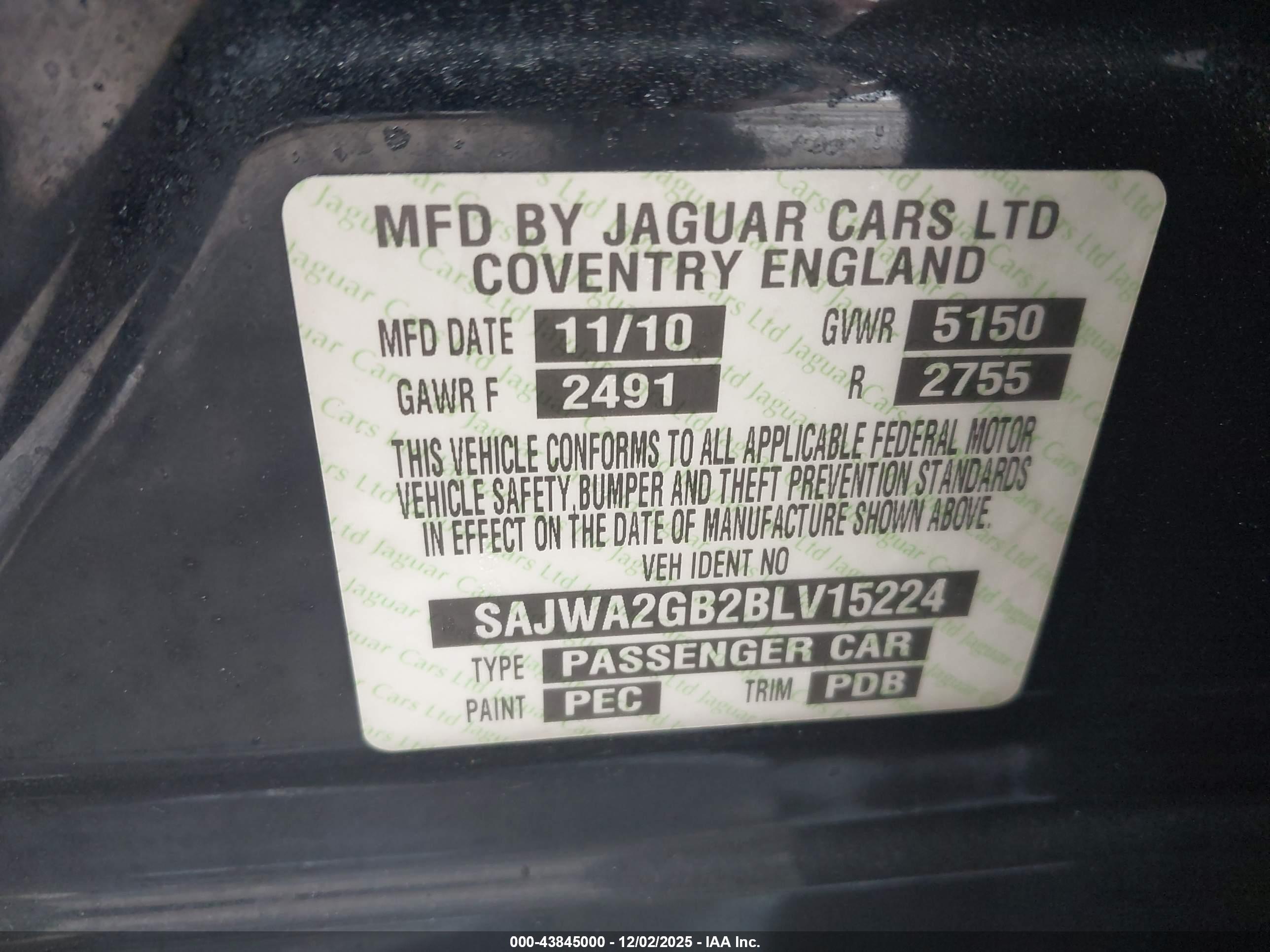 JAGUAR XJ image 9