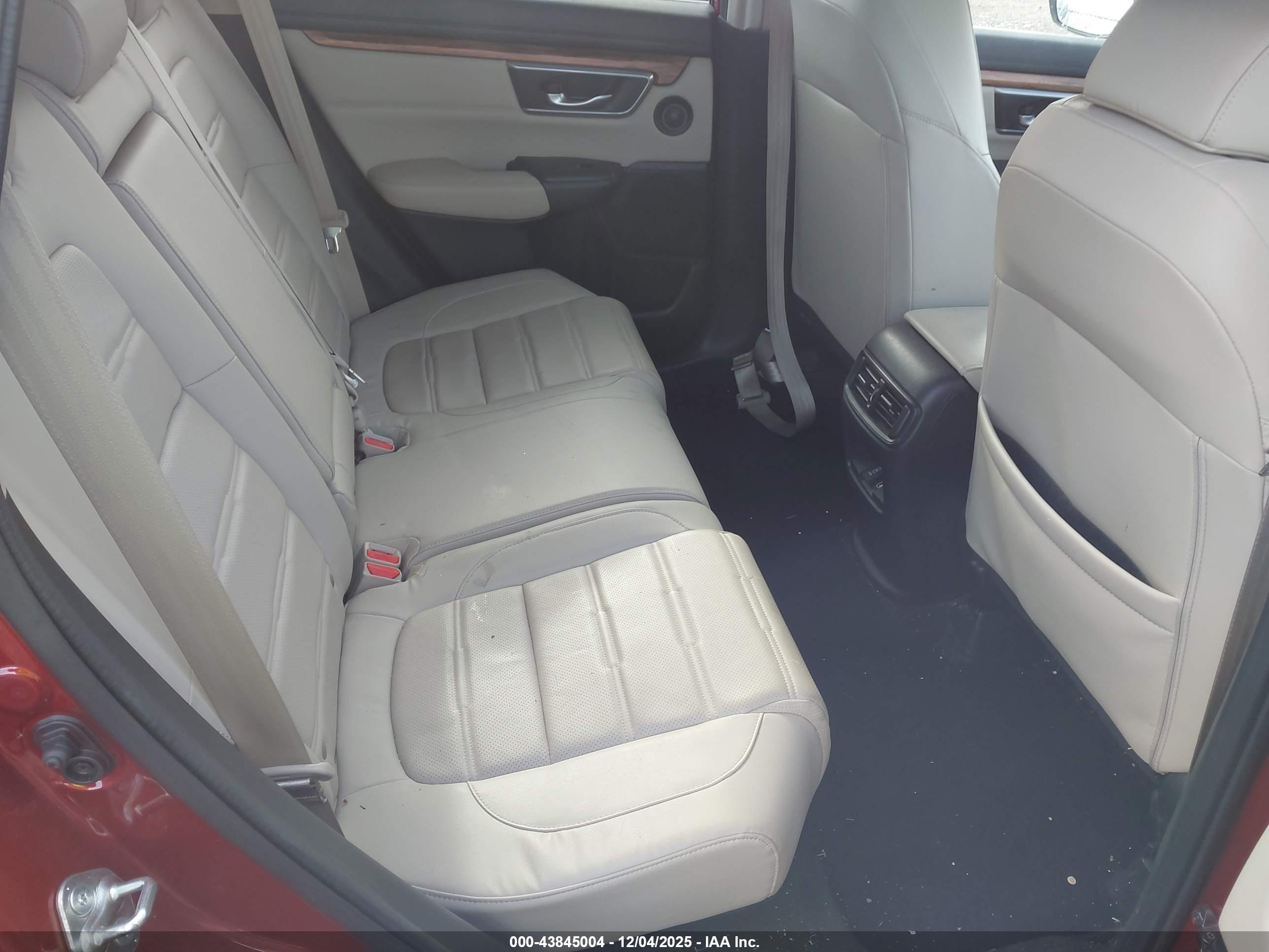 HONDA CR-V image 8